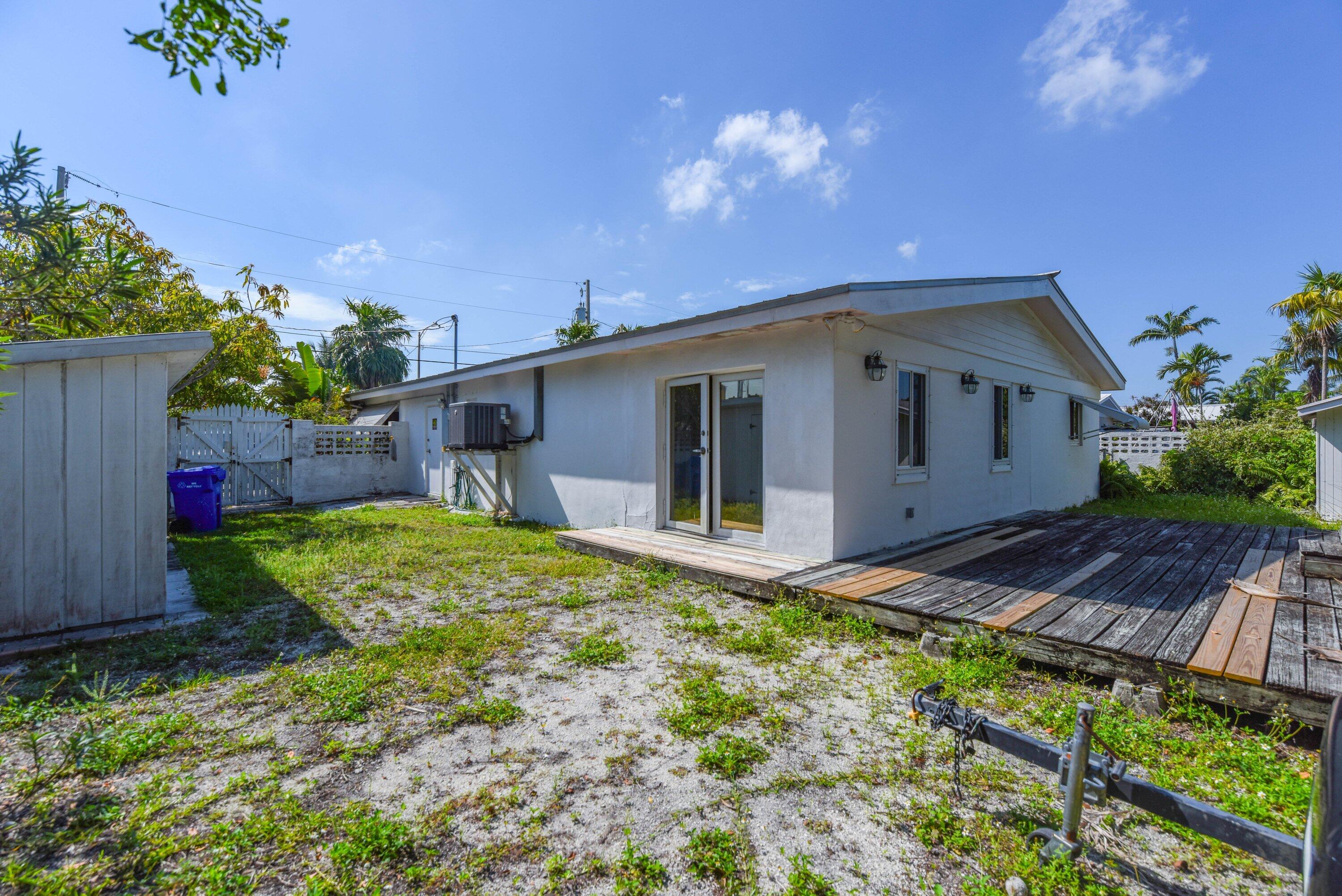 1555 5Th Street