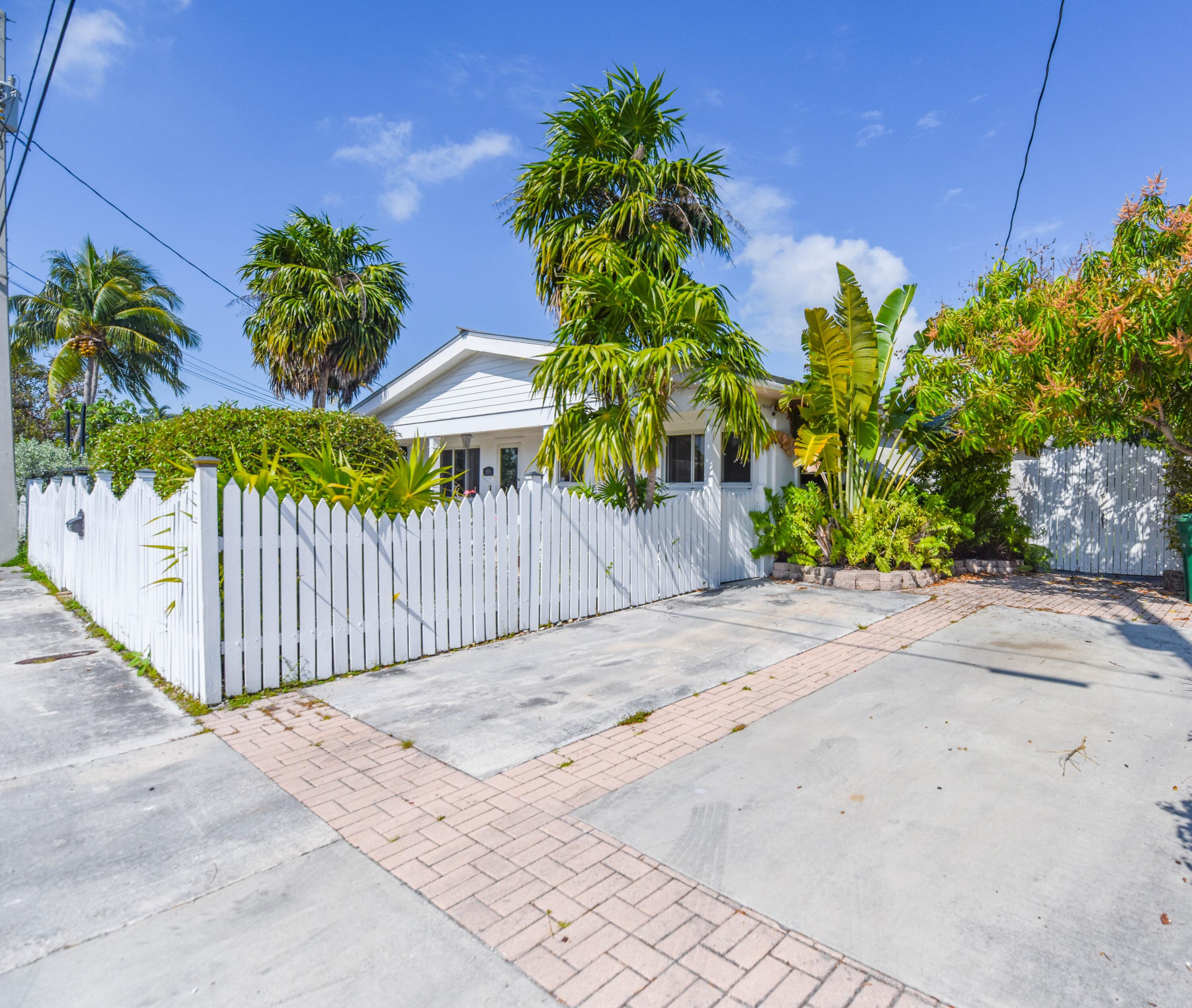 1555 5Th Street