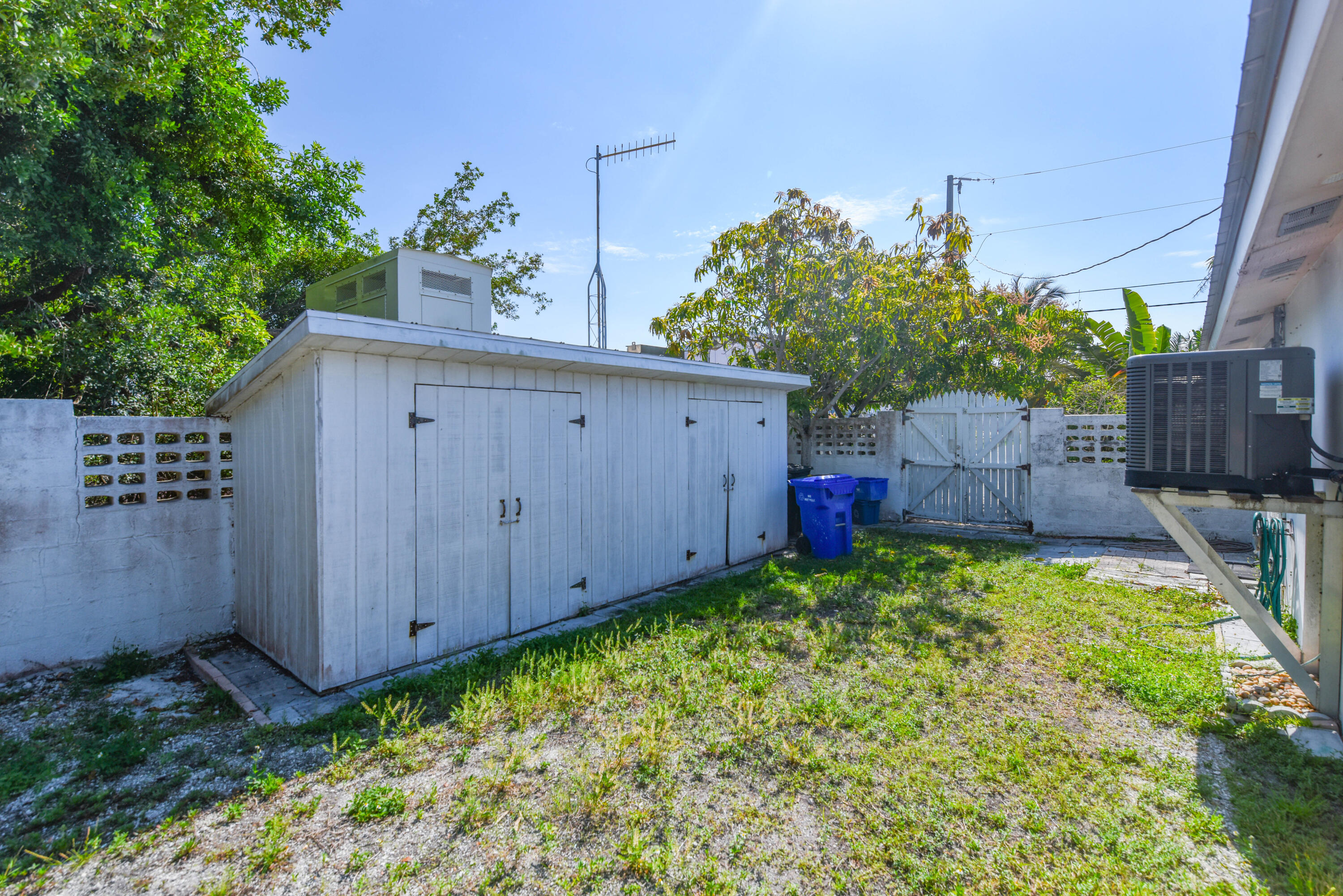 1555 5Th Street