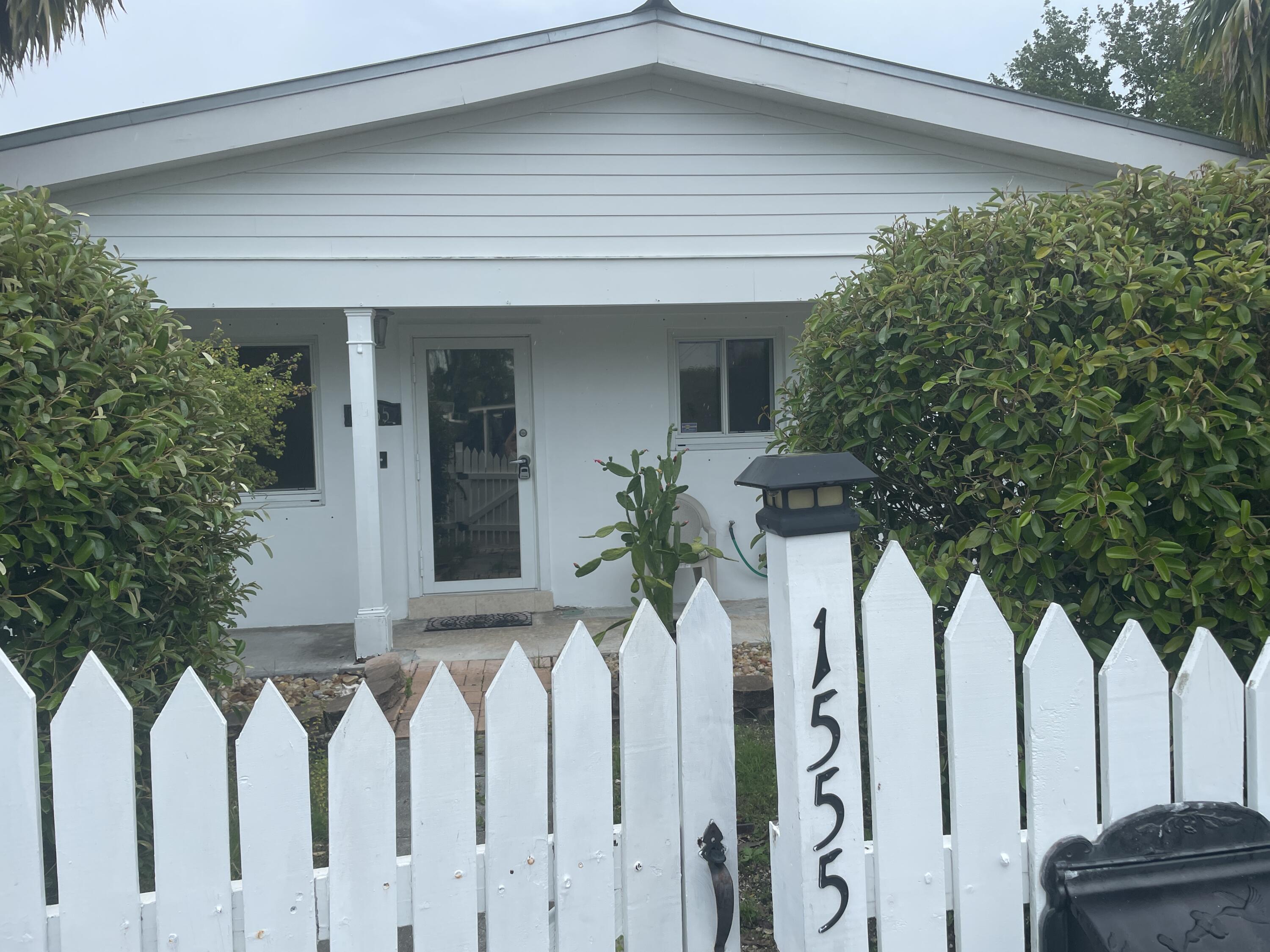 1555 5Th Street