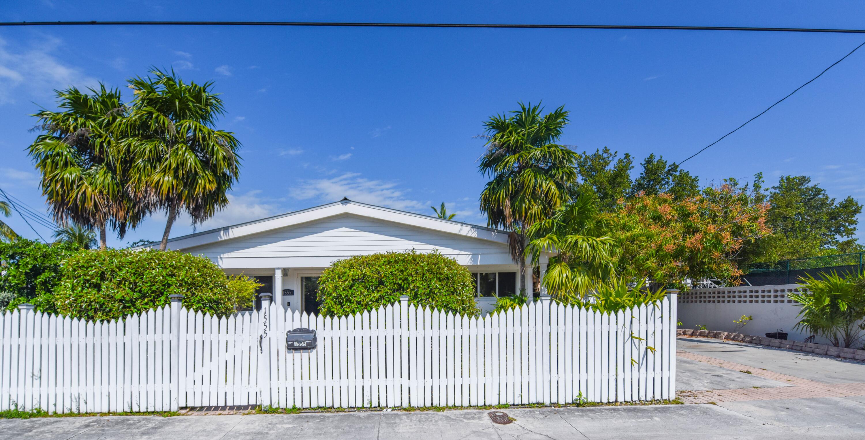 1555 5Th Street