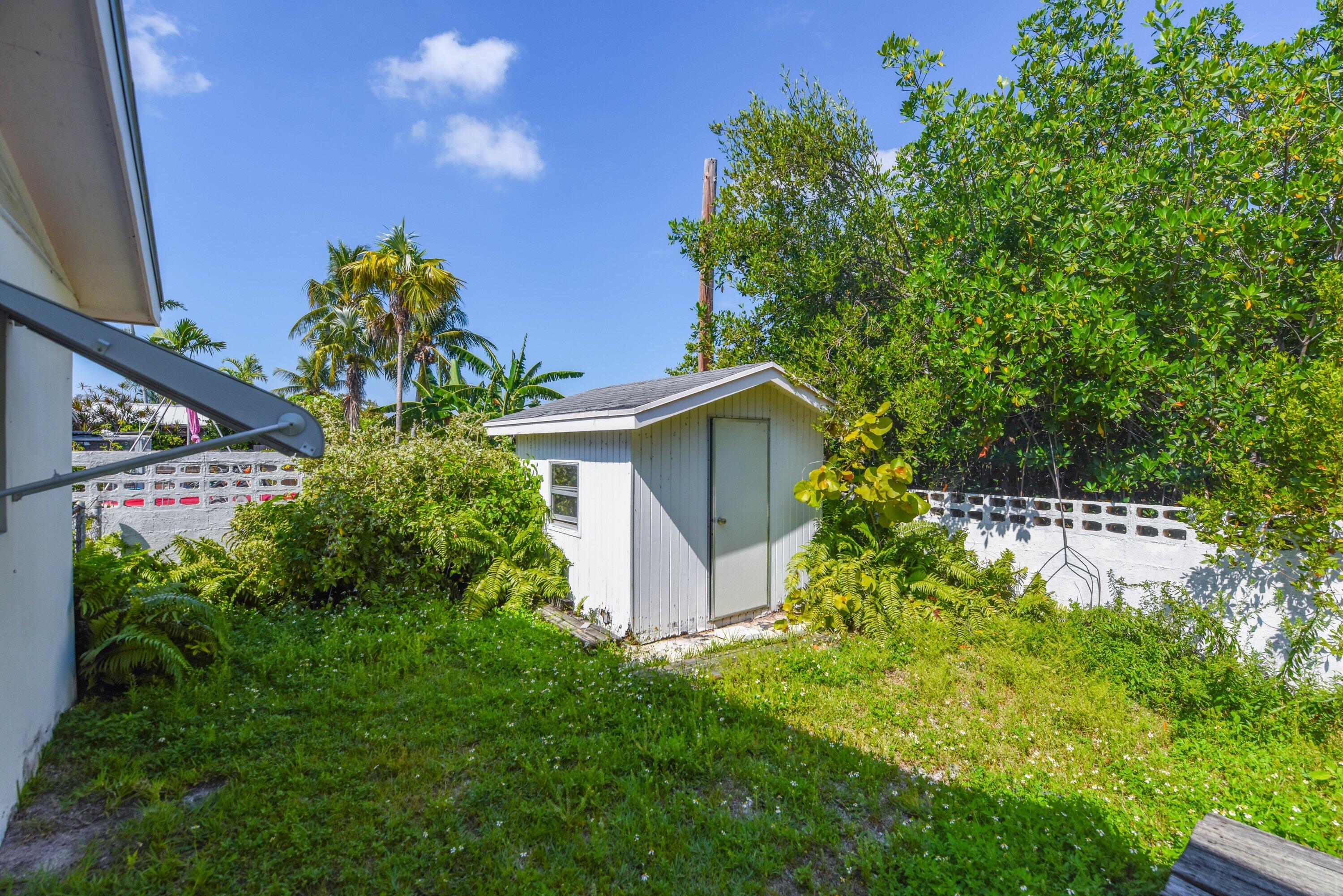 1555 5Th Street