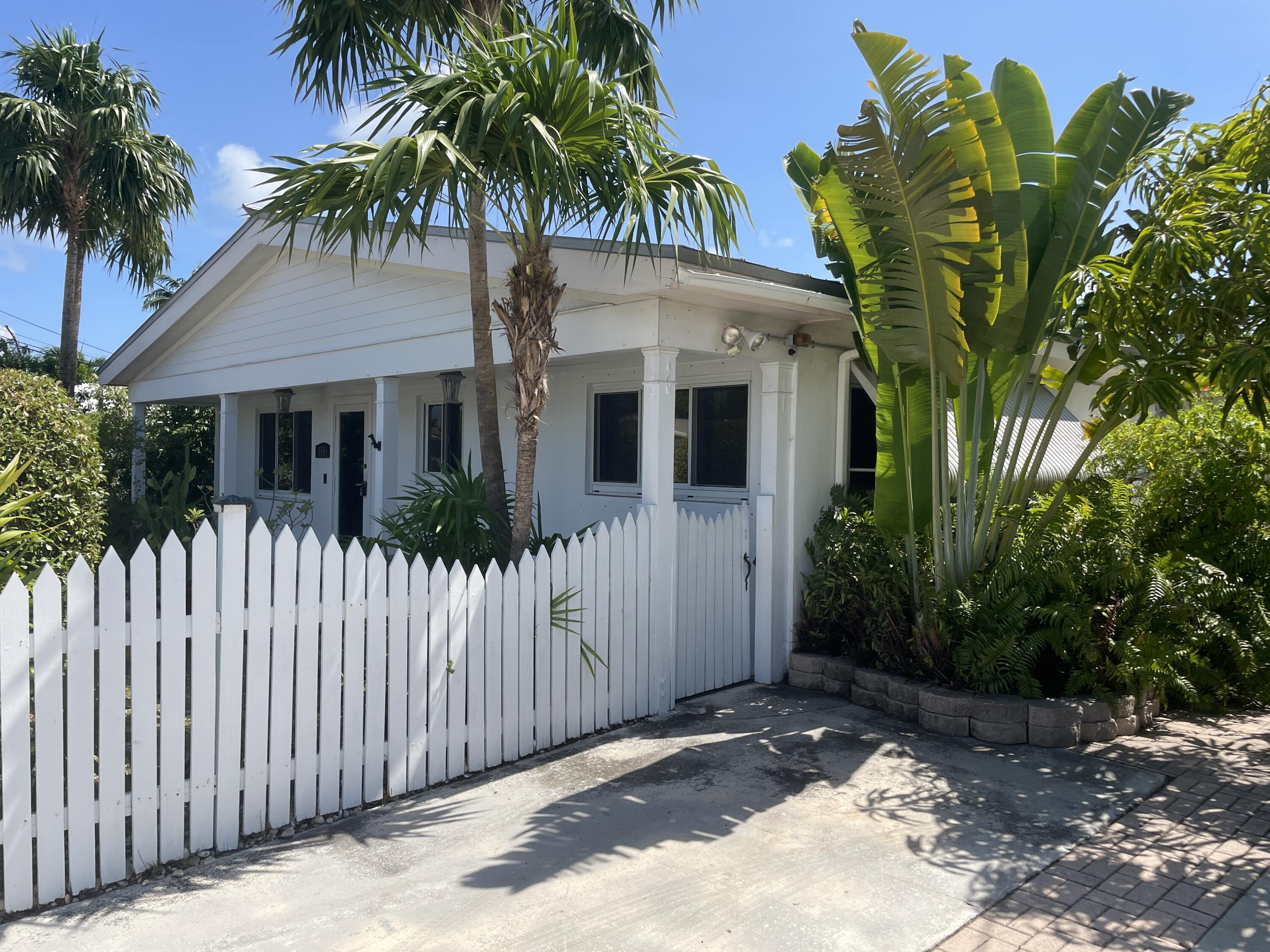 1555 5Th Street