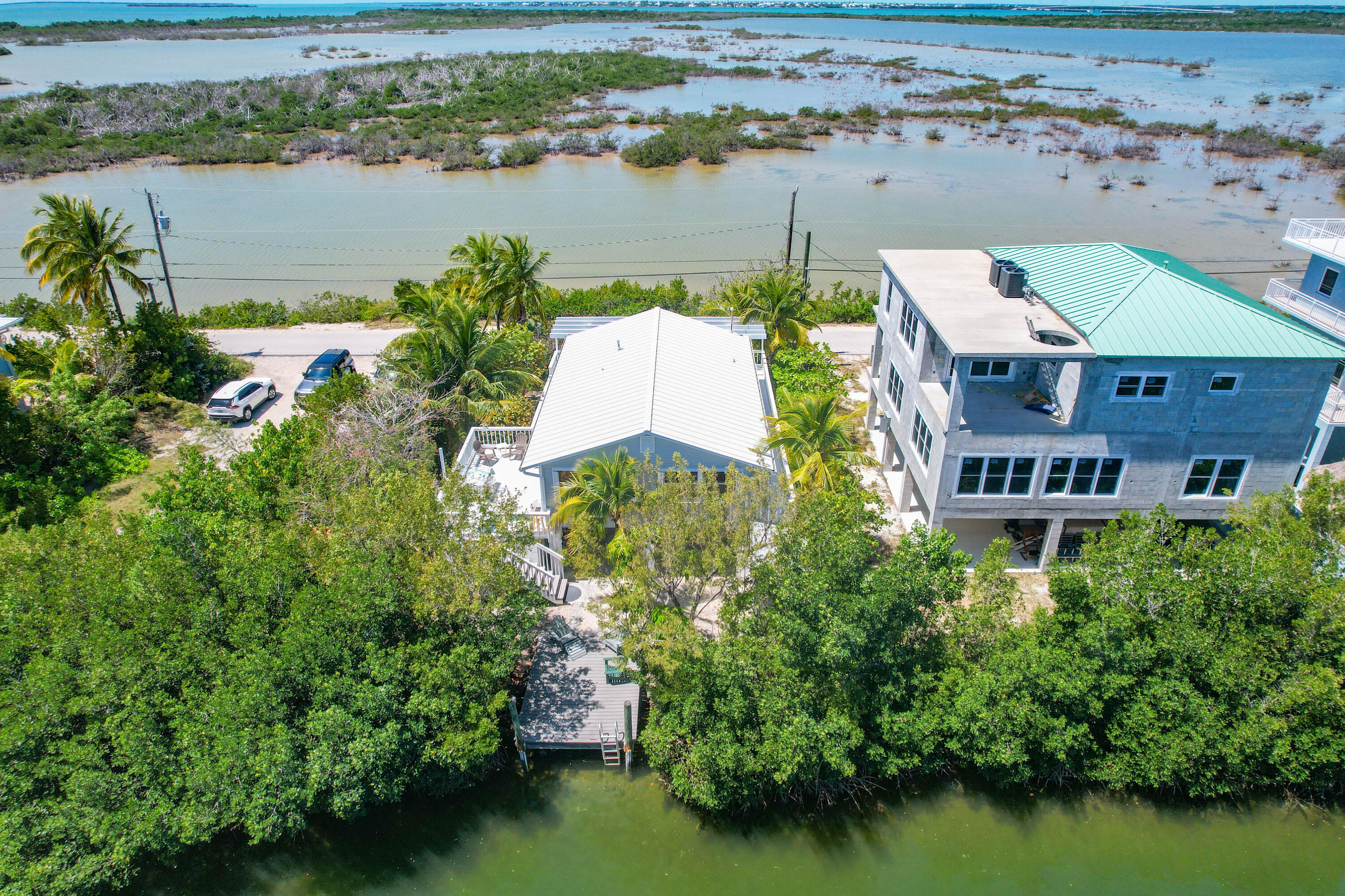 743 Indies Road
