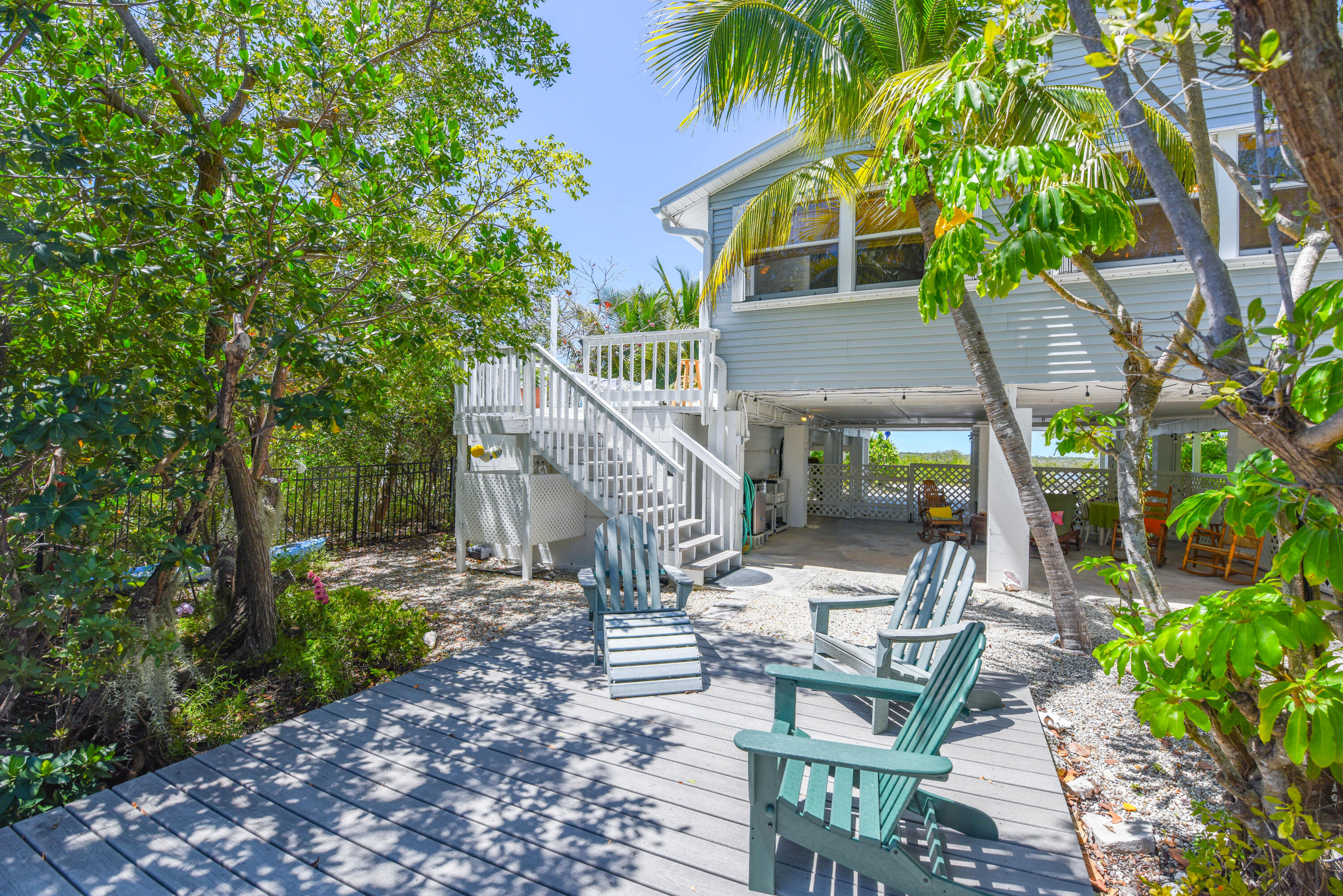 743 Indies Road