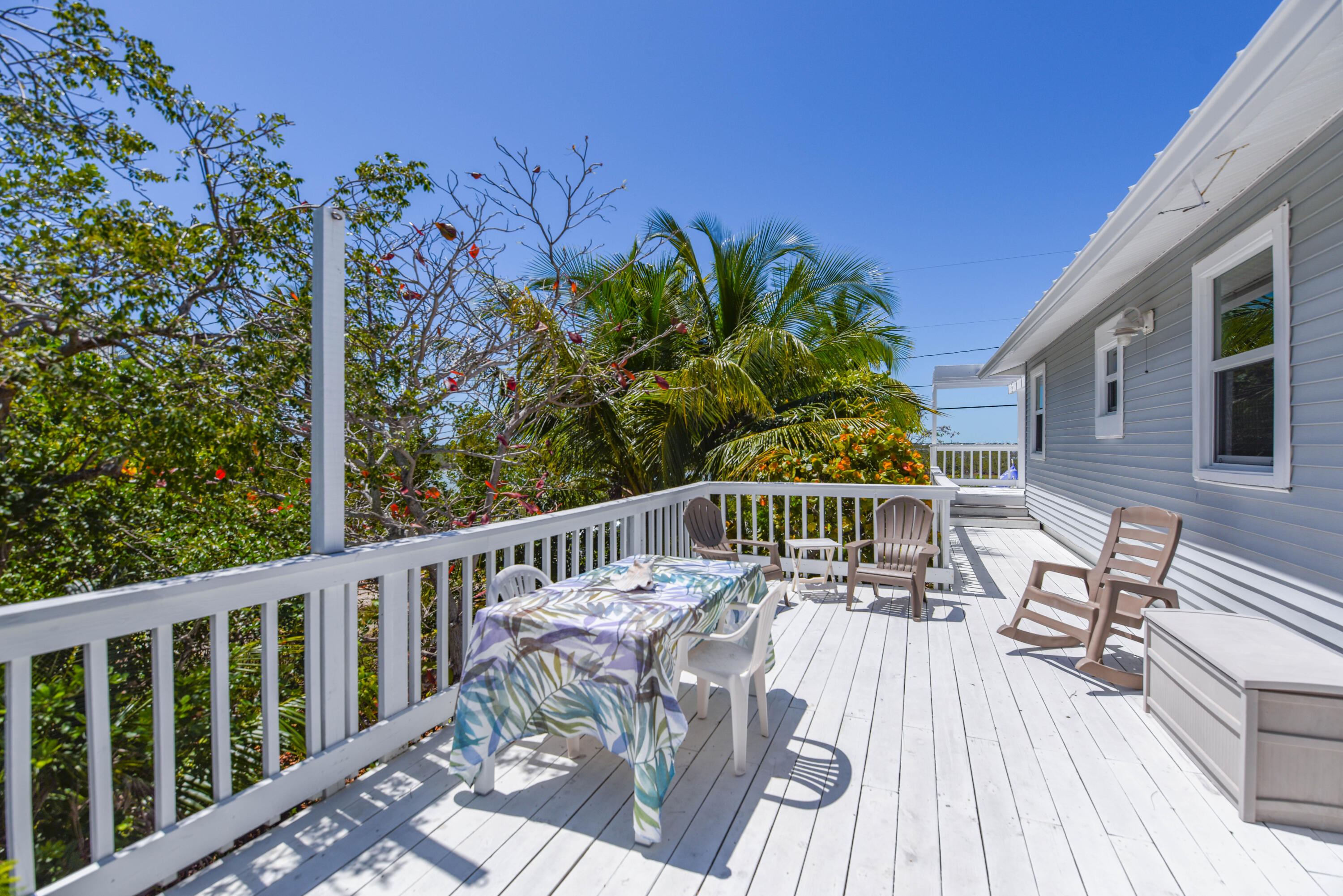 743 Indies Road