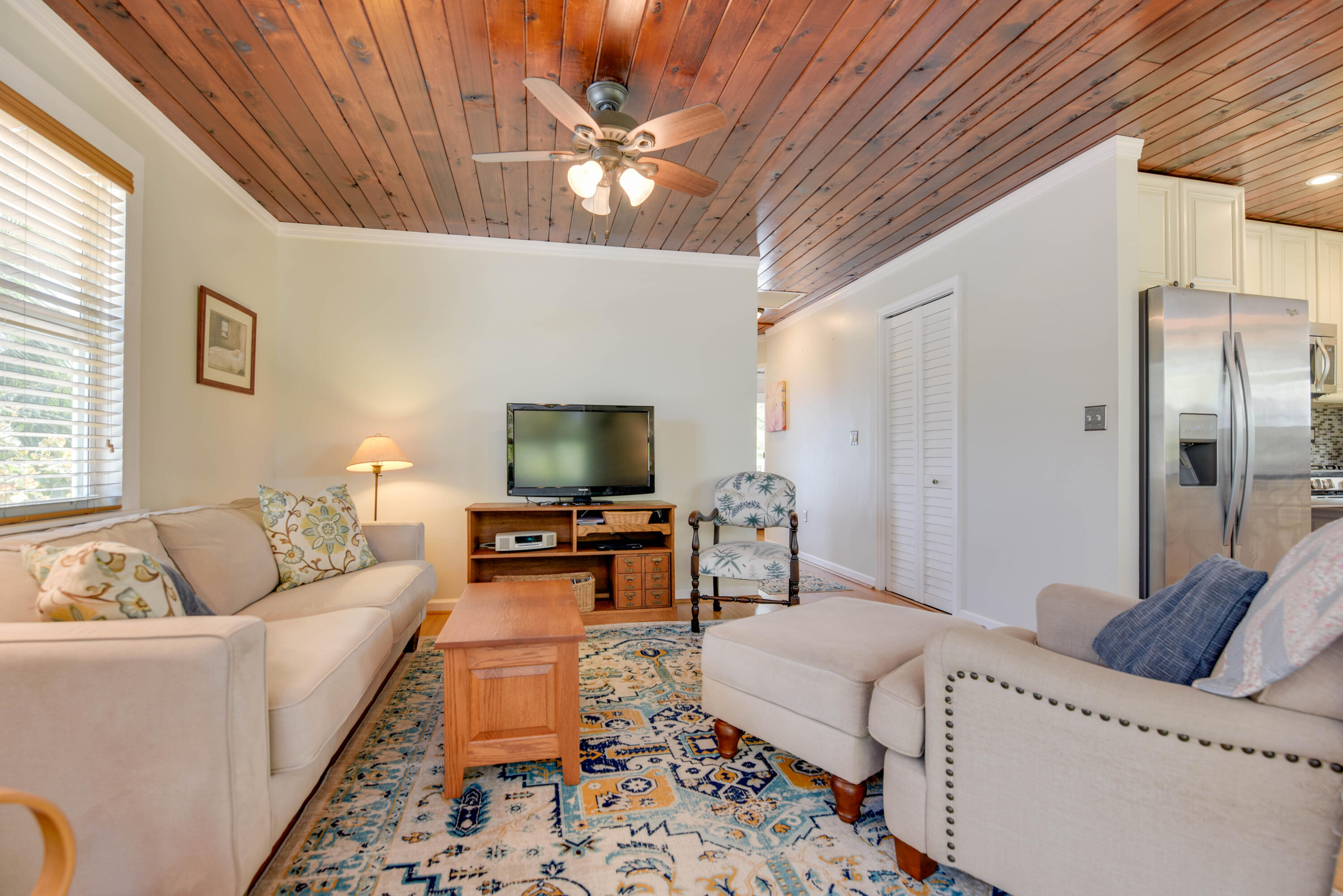 743 Indies Road