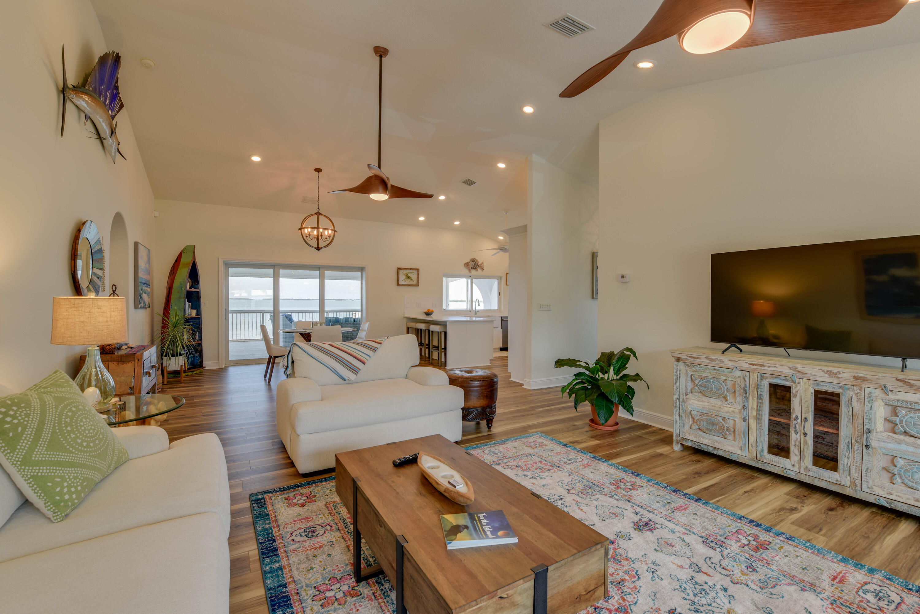 961 W Indies Drive