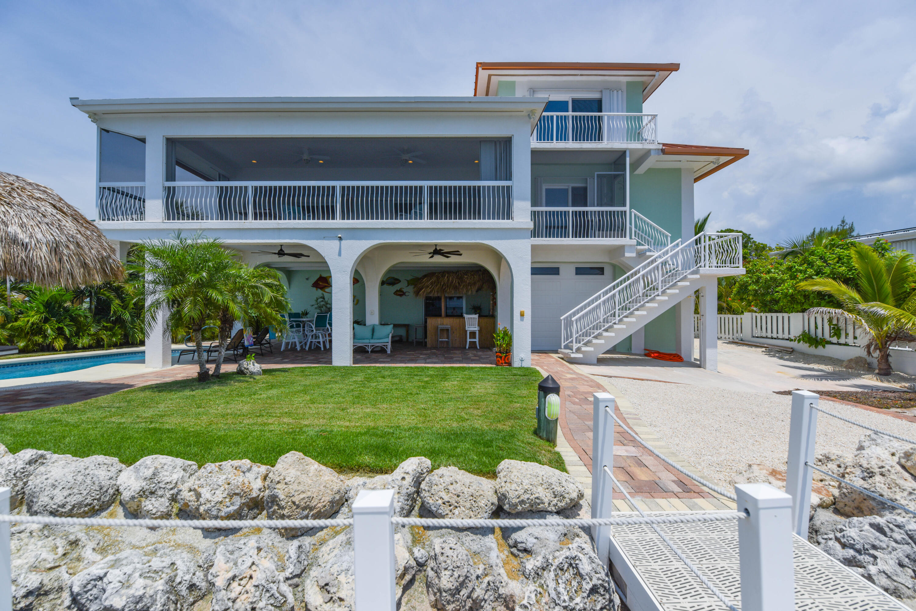 961 W Indies Drive