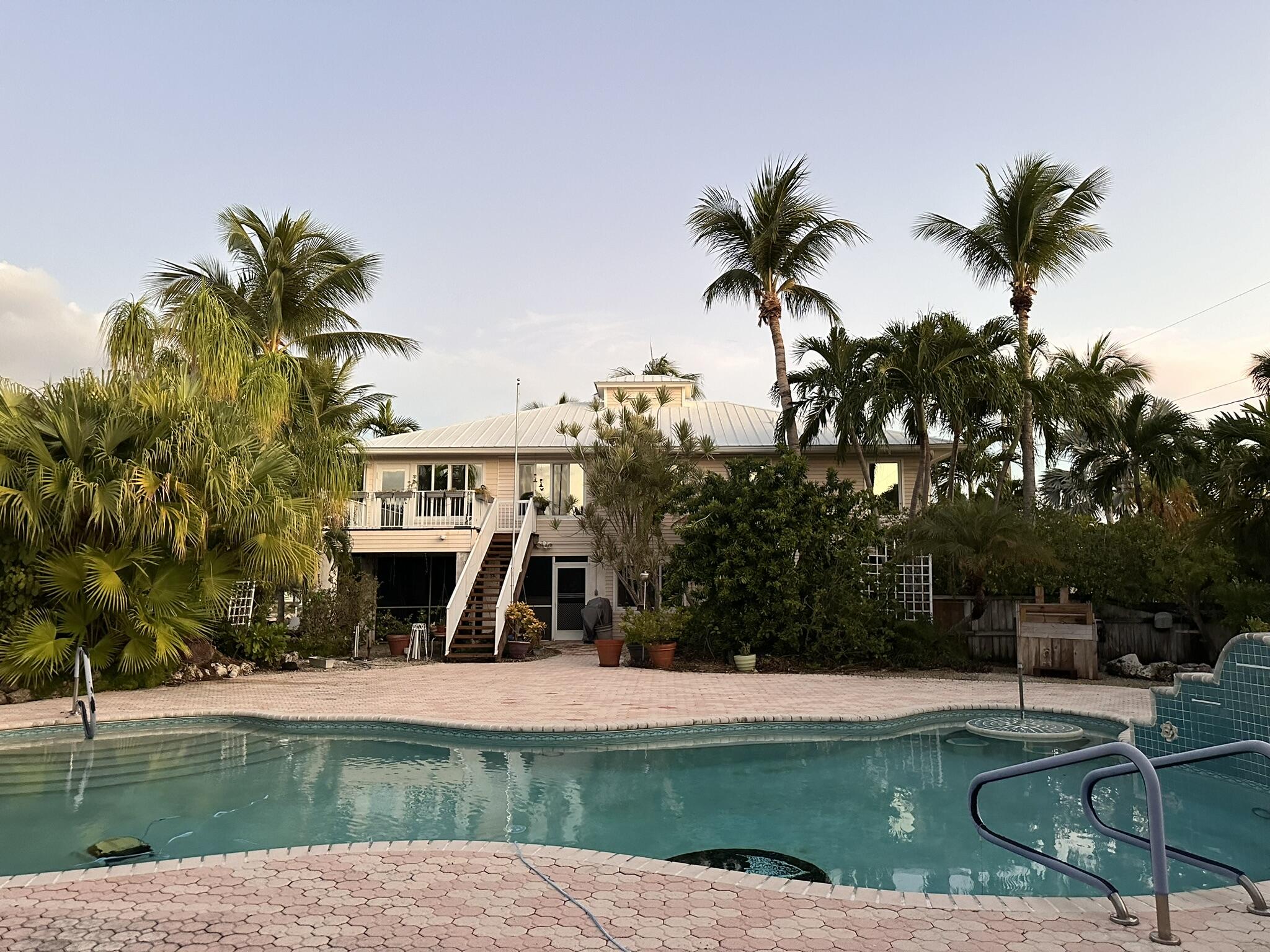1061 Bay Drive