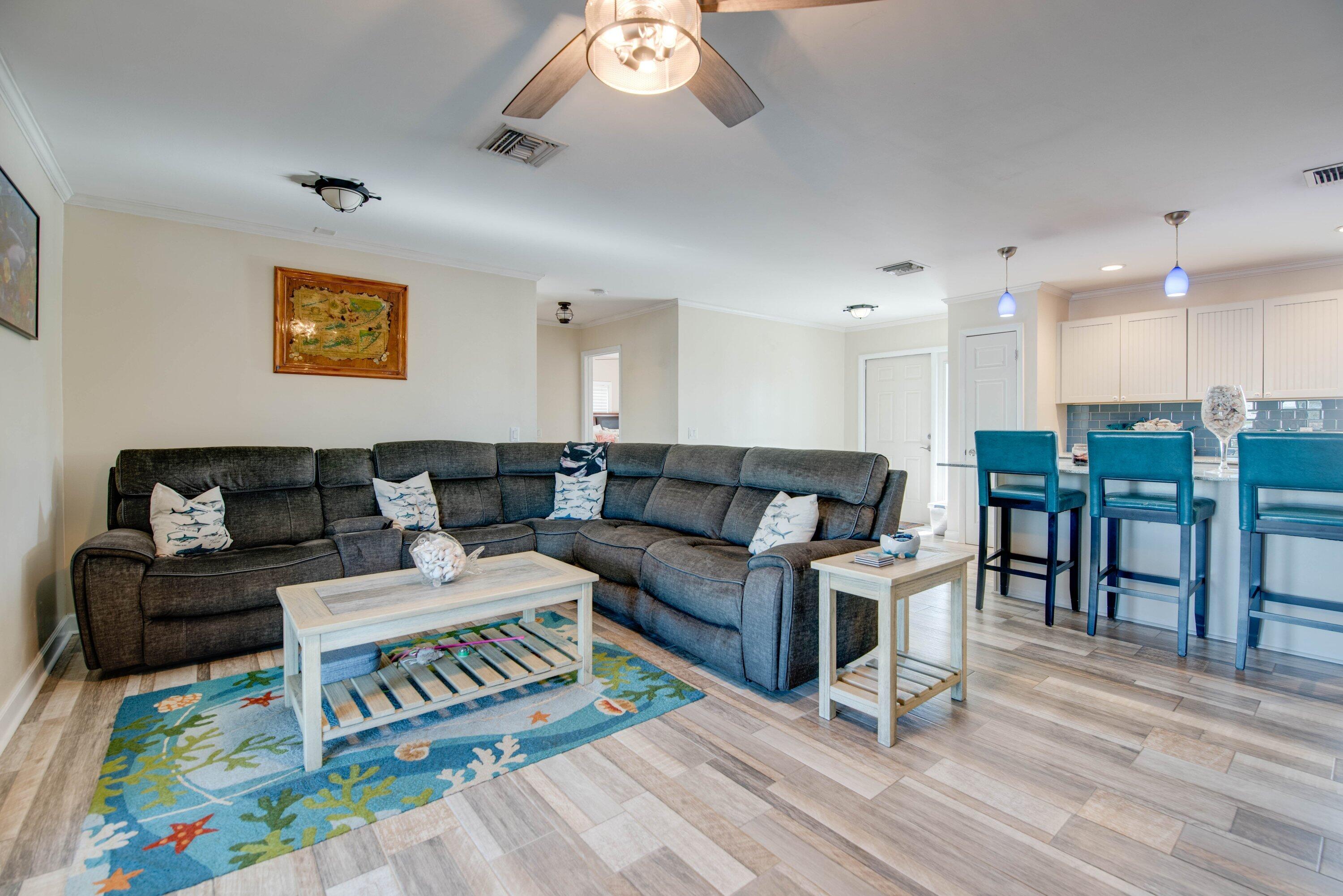 43 Venetian Way