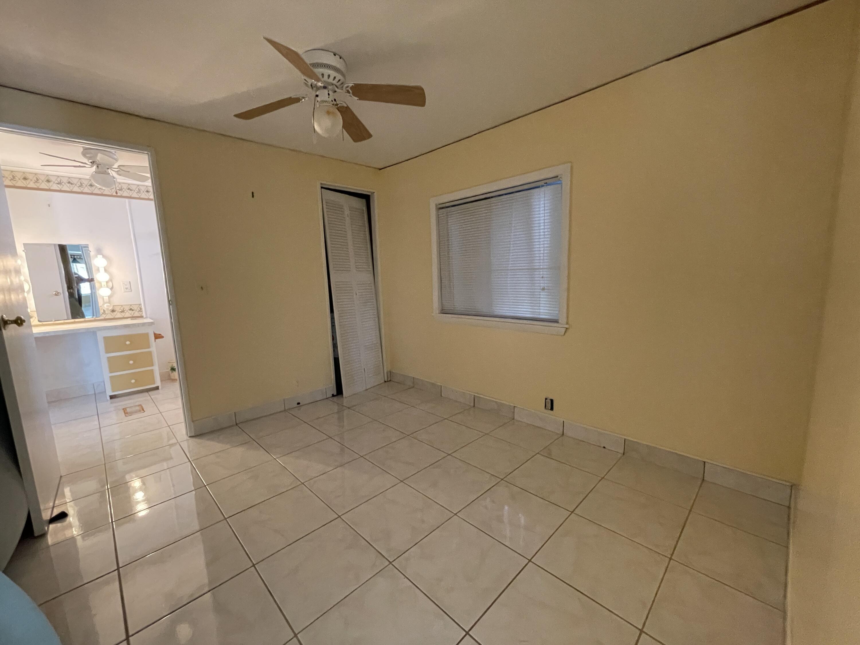 27858 Lobster Tail Trail