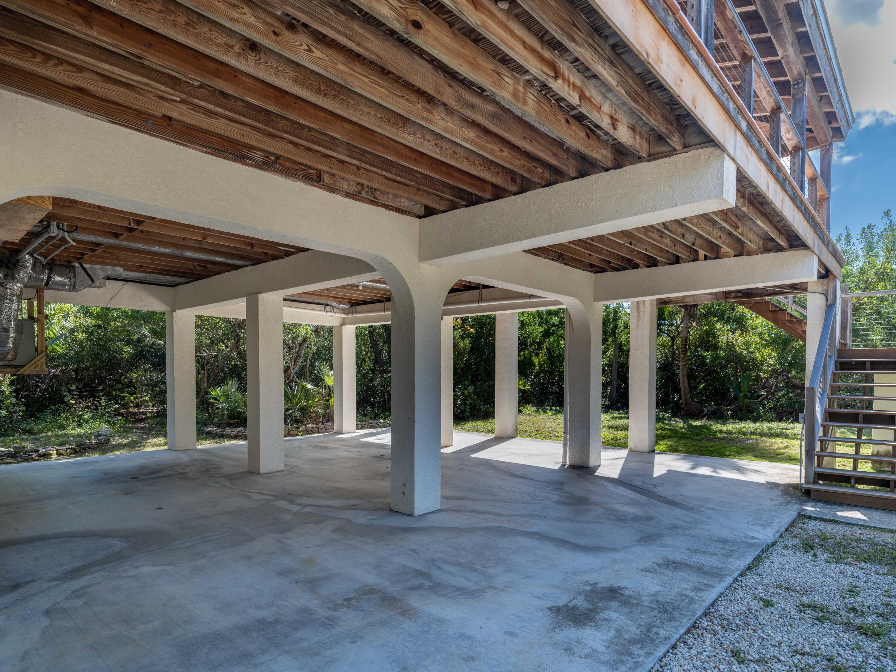 529 W Shore Drive