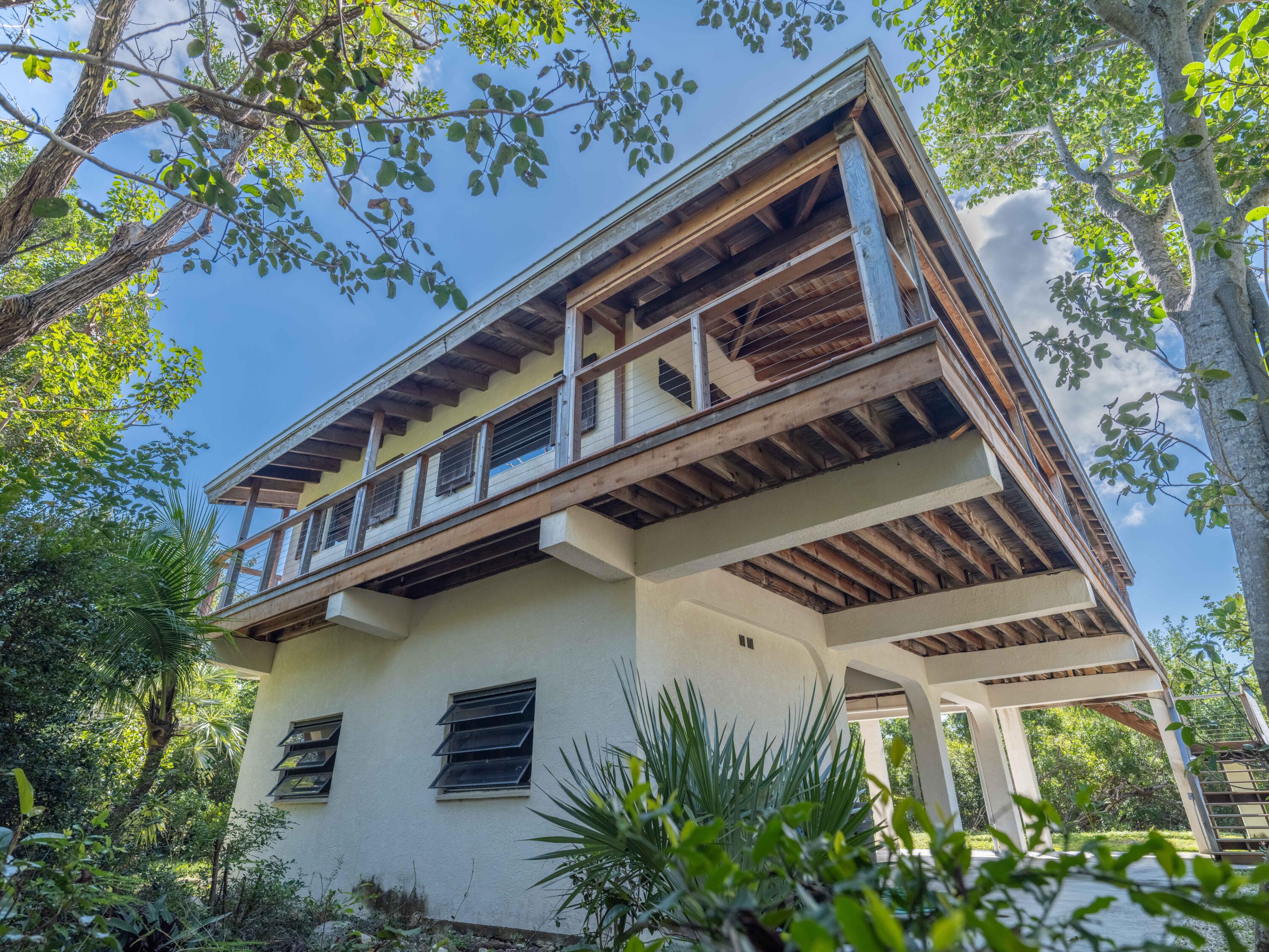 529 W Shore Drive