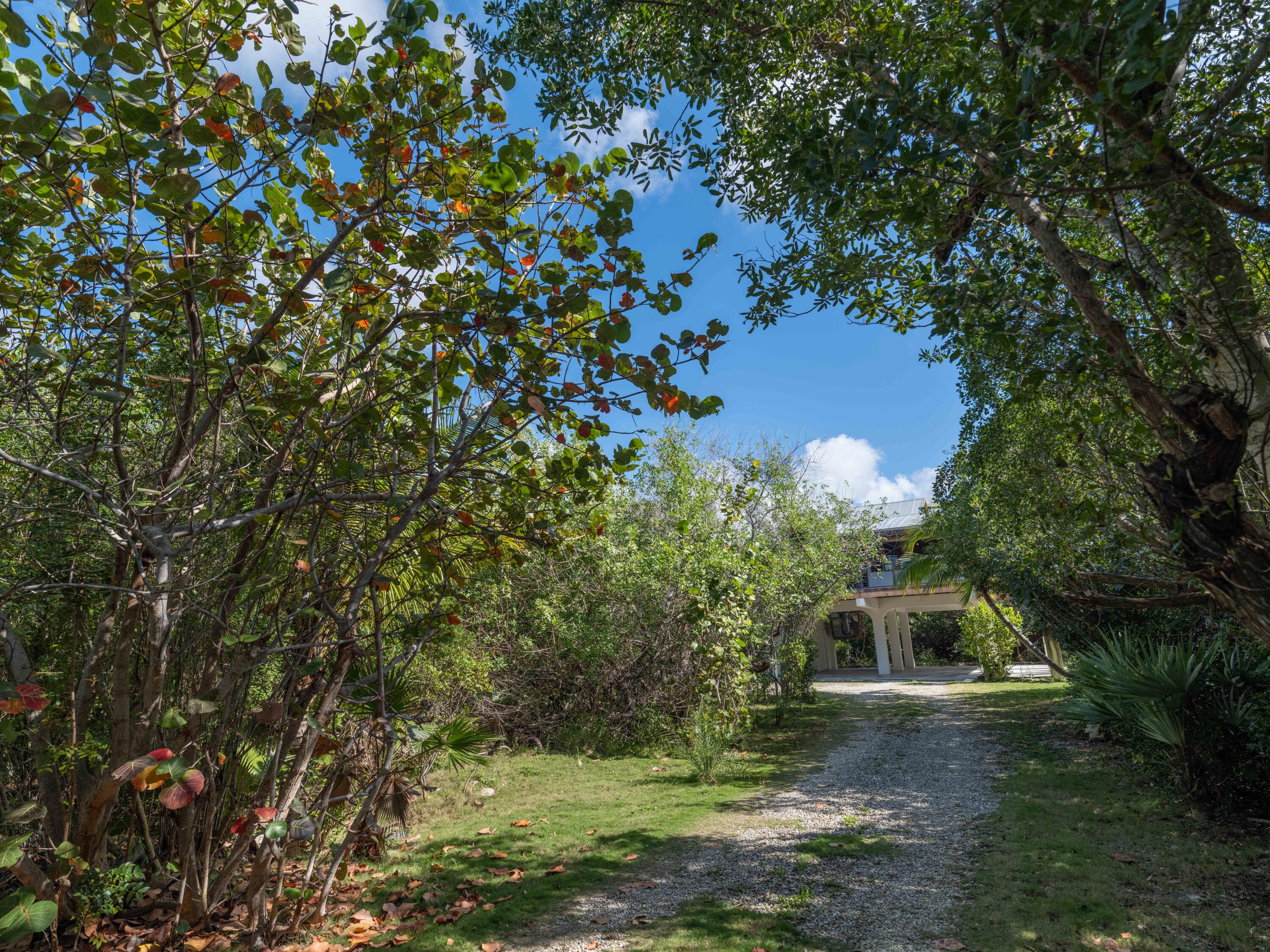 529 W Shore Drive