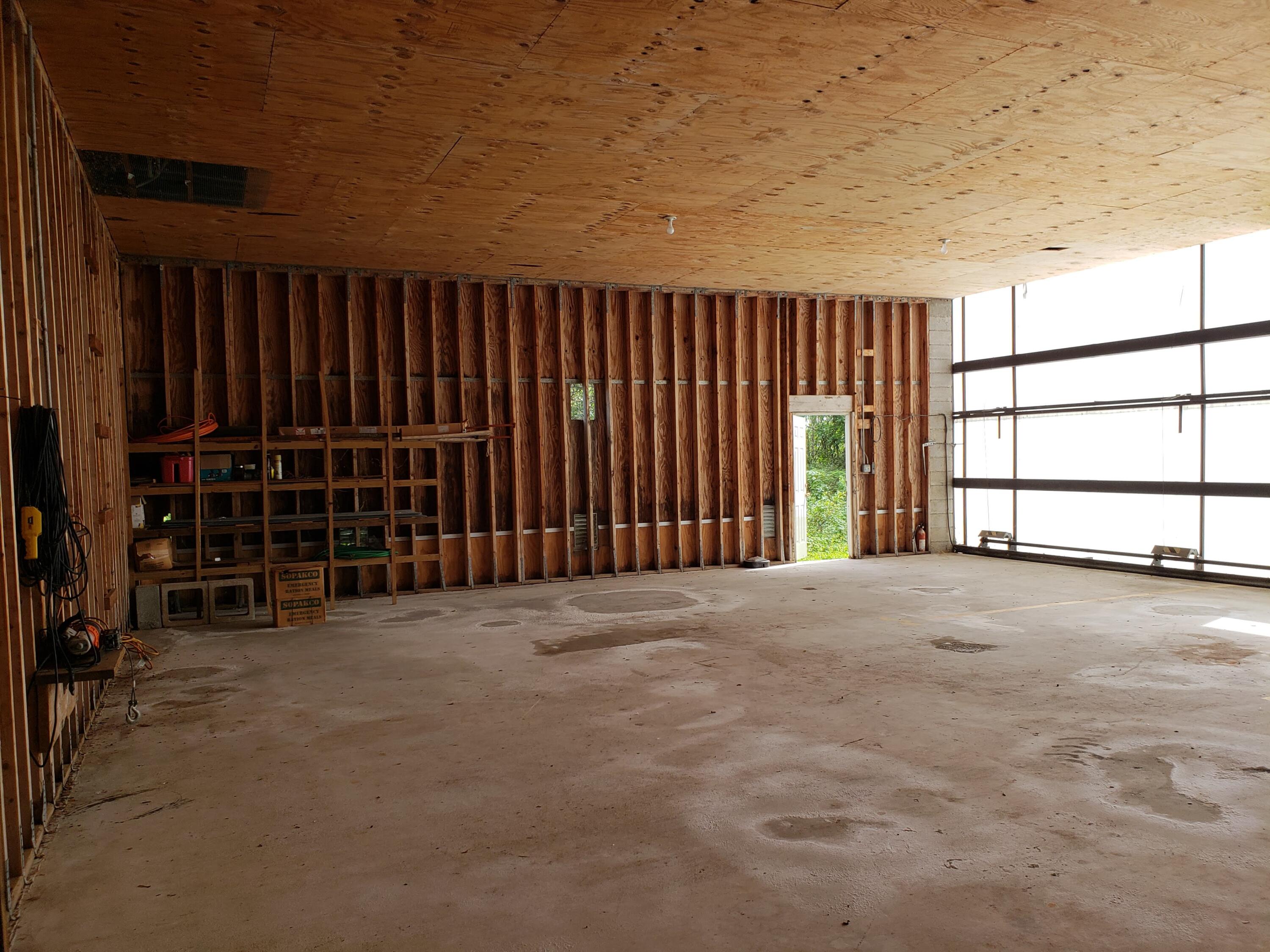 529 W Shore Drive