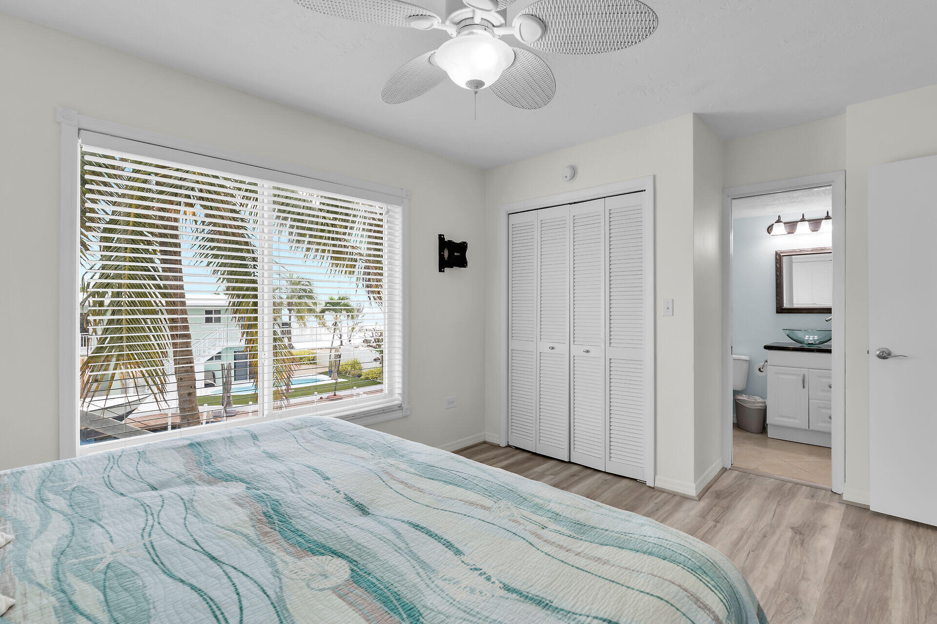 137 Ocean Lane