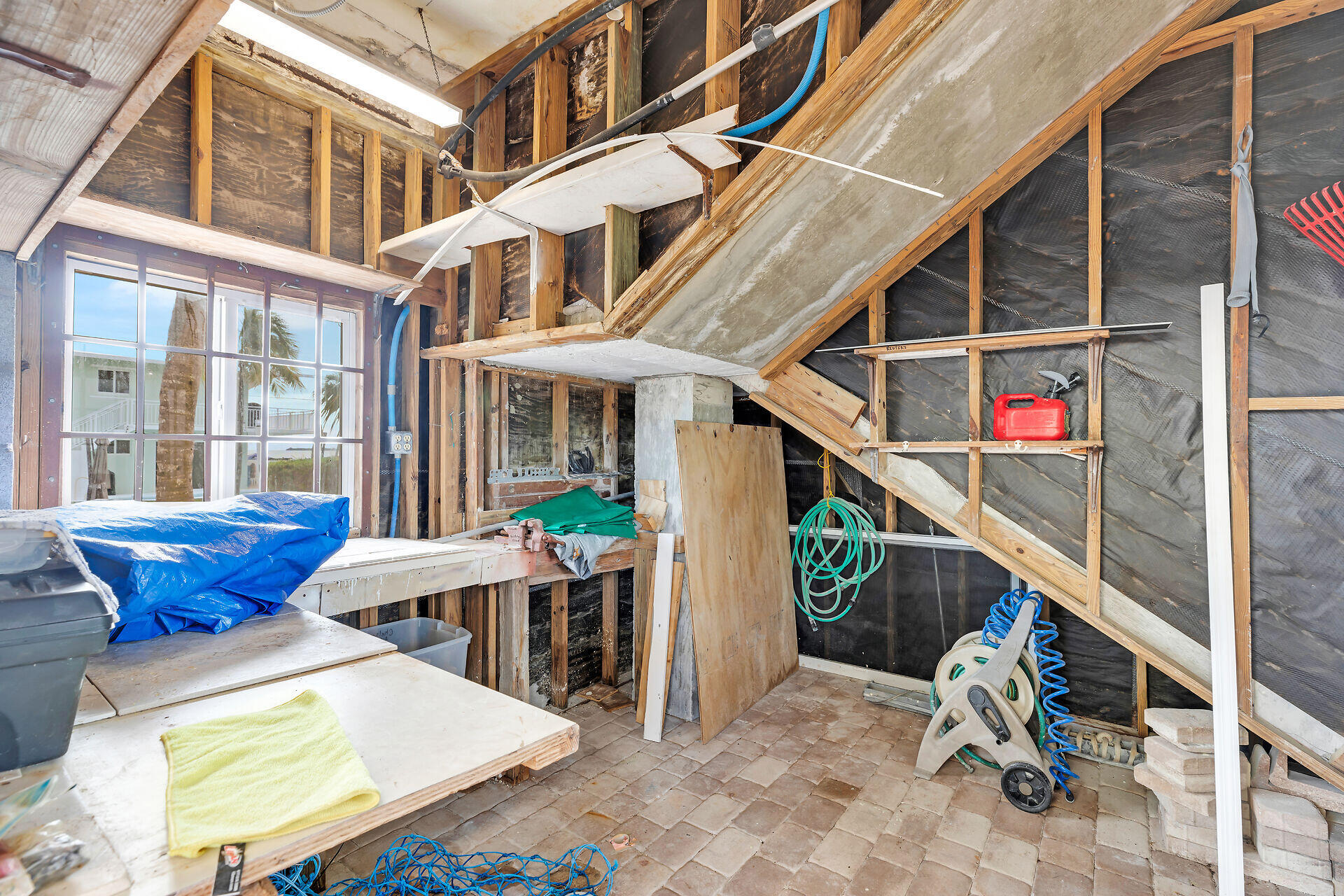 137 Ocean Lane