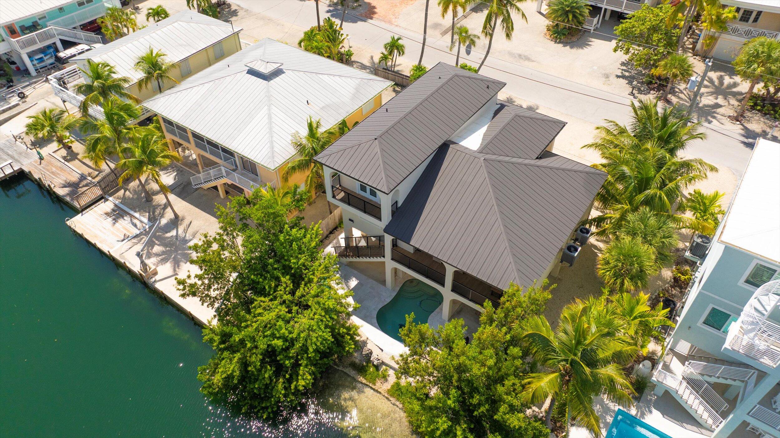 937 Gulf Drive