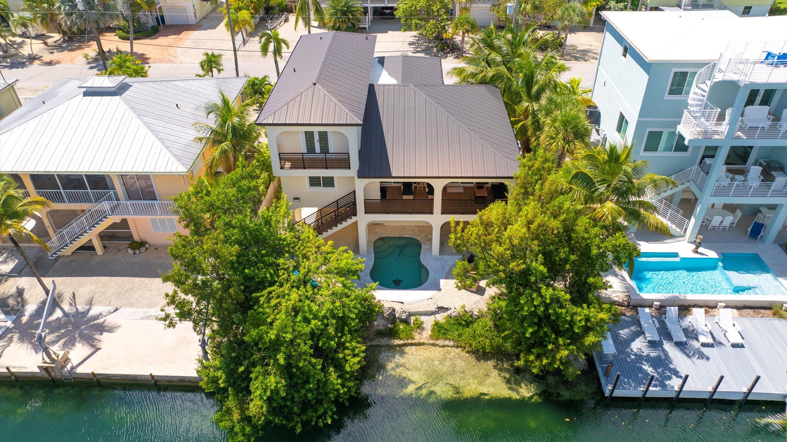 937 Gulf Drive