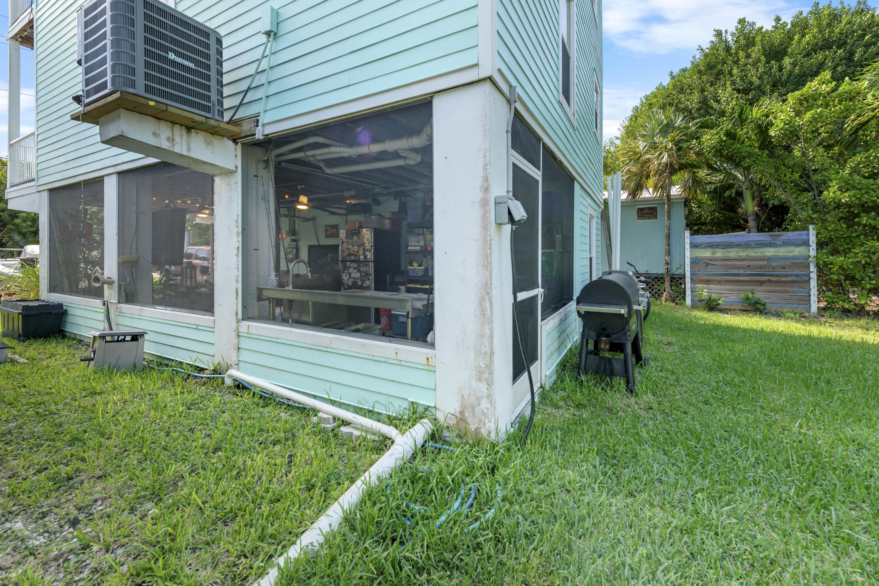 31047 Avenue I