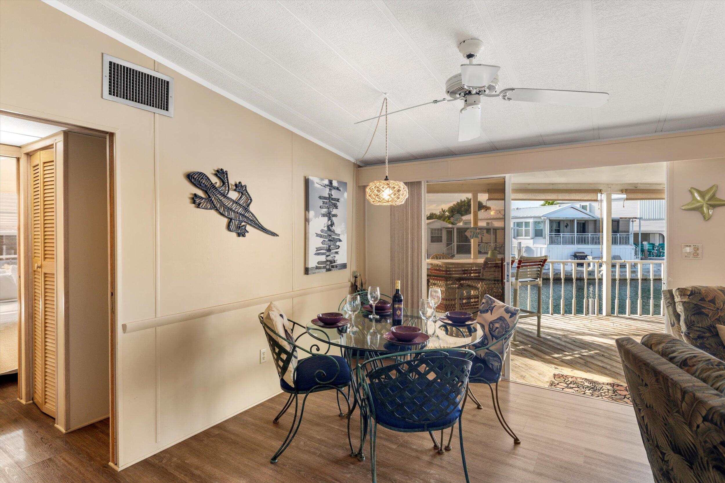 701 Spanish Main Drive Unit: 333\334