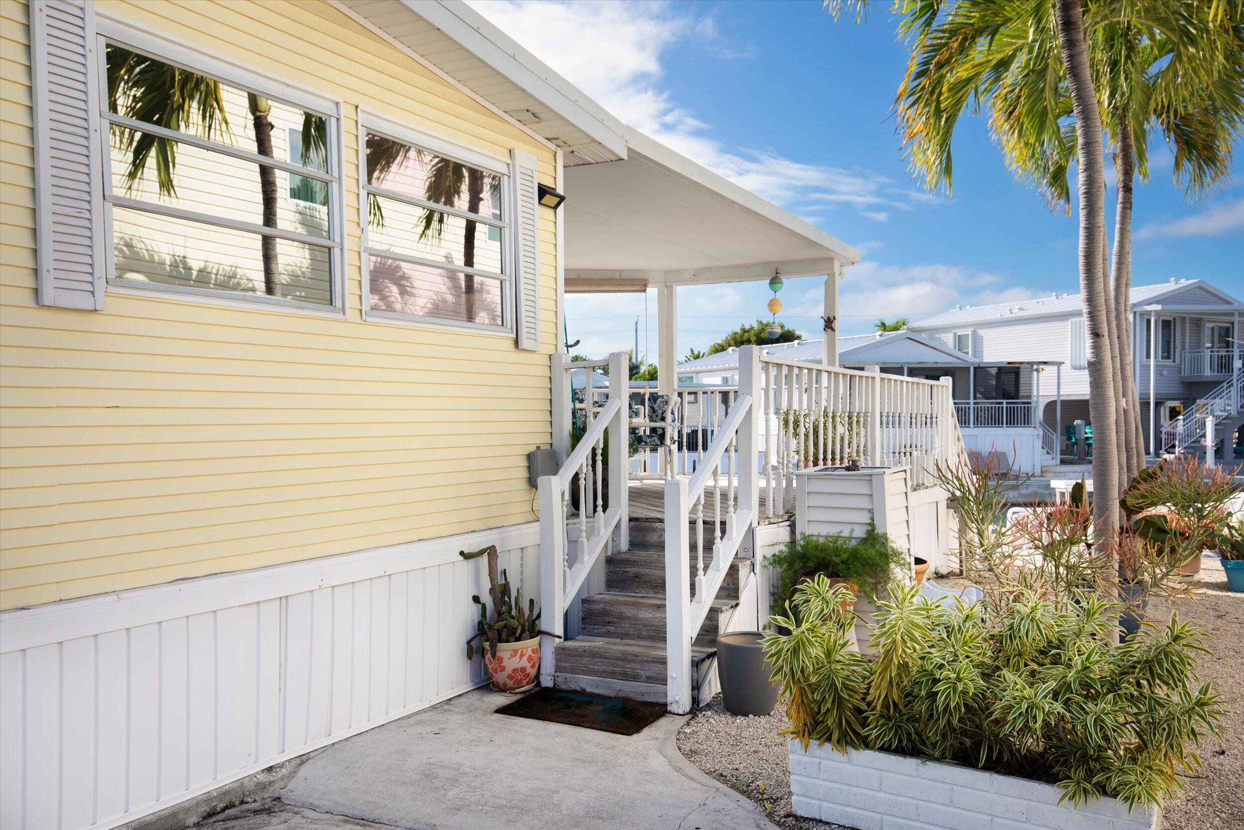 701 Spanish Main Drive Unit: 333\334