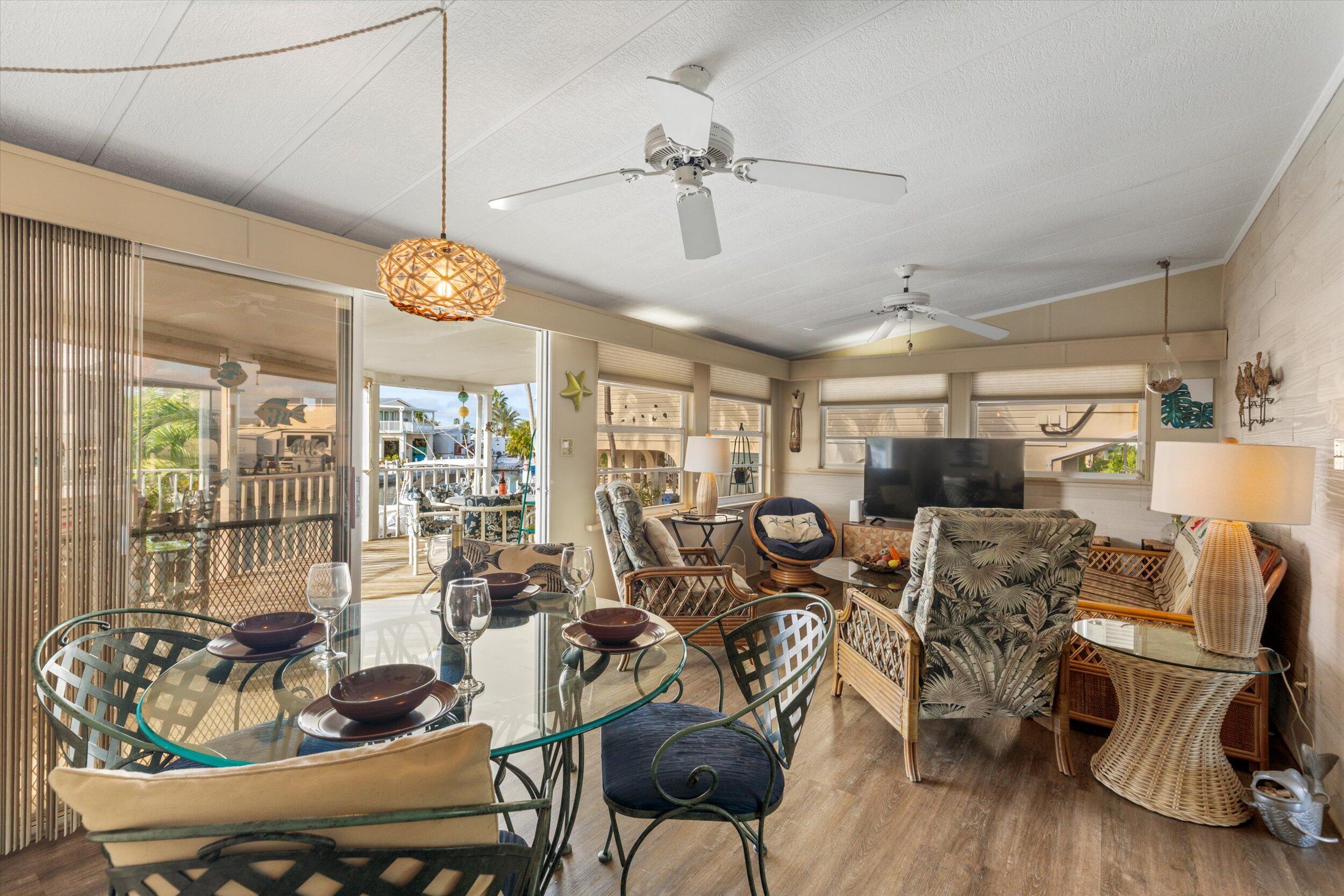 701 Spanish Main Drive Unit: 333\334