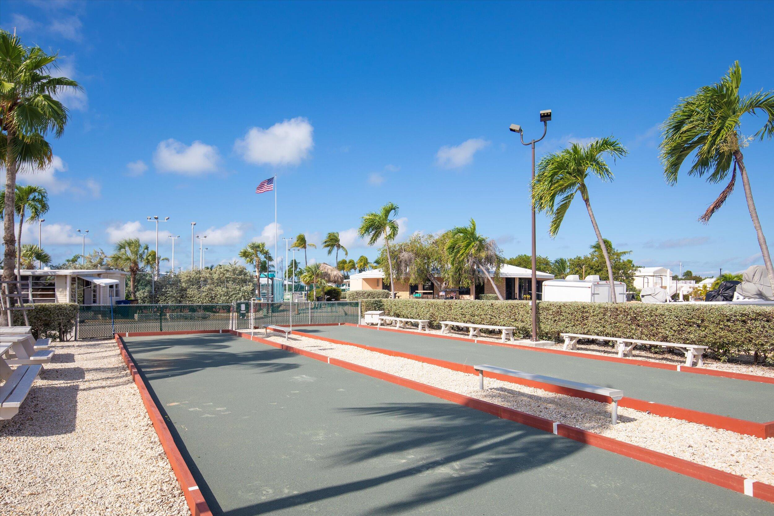 701 Spanish Main Drive Unit: 333\334