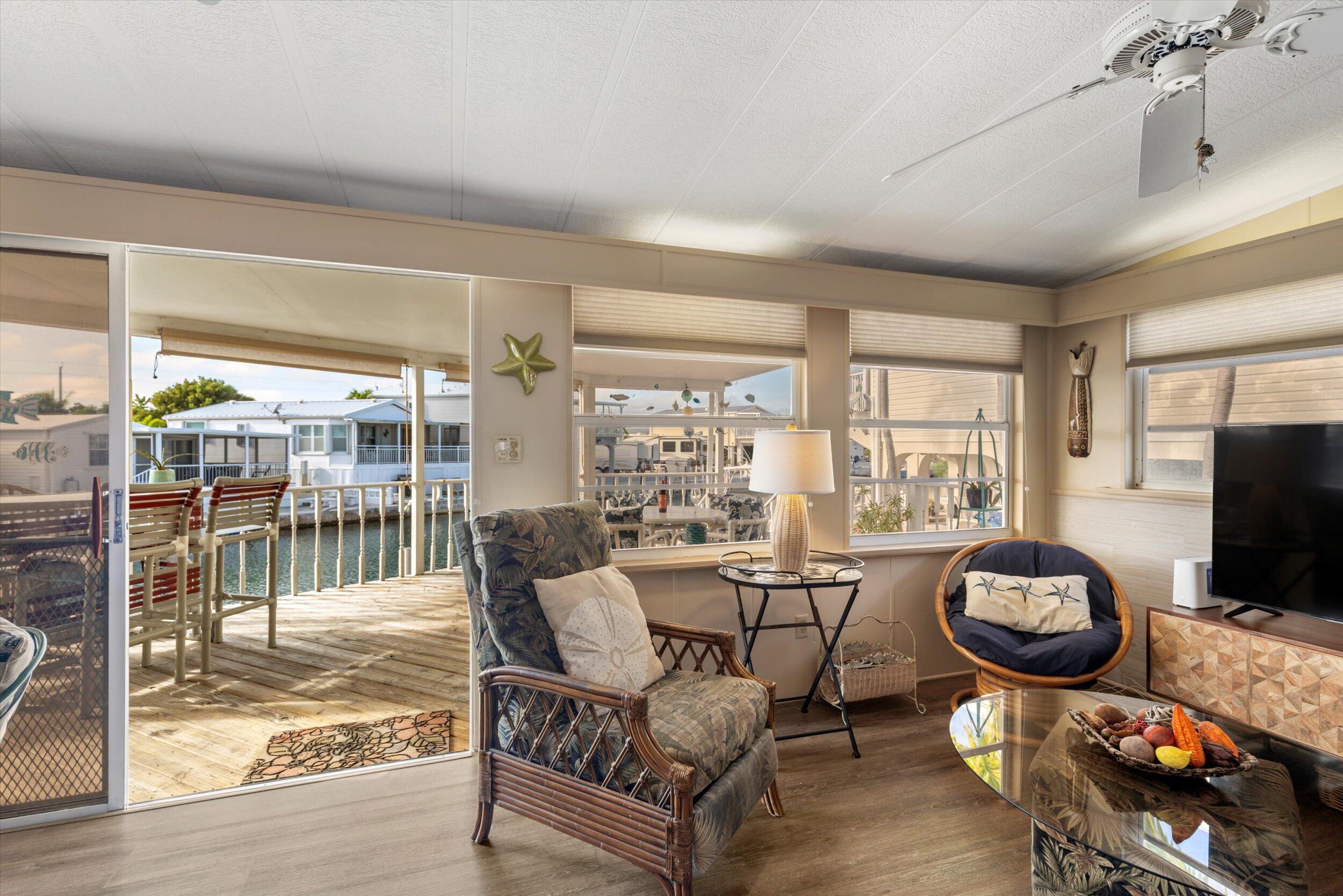 701 Spanish Main Drive Unit: 333\334