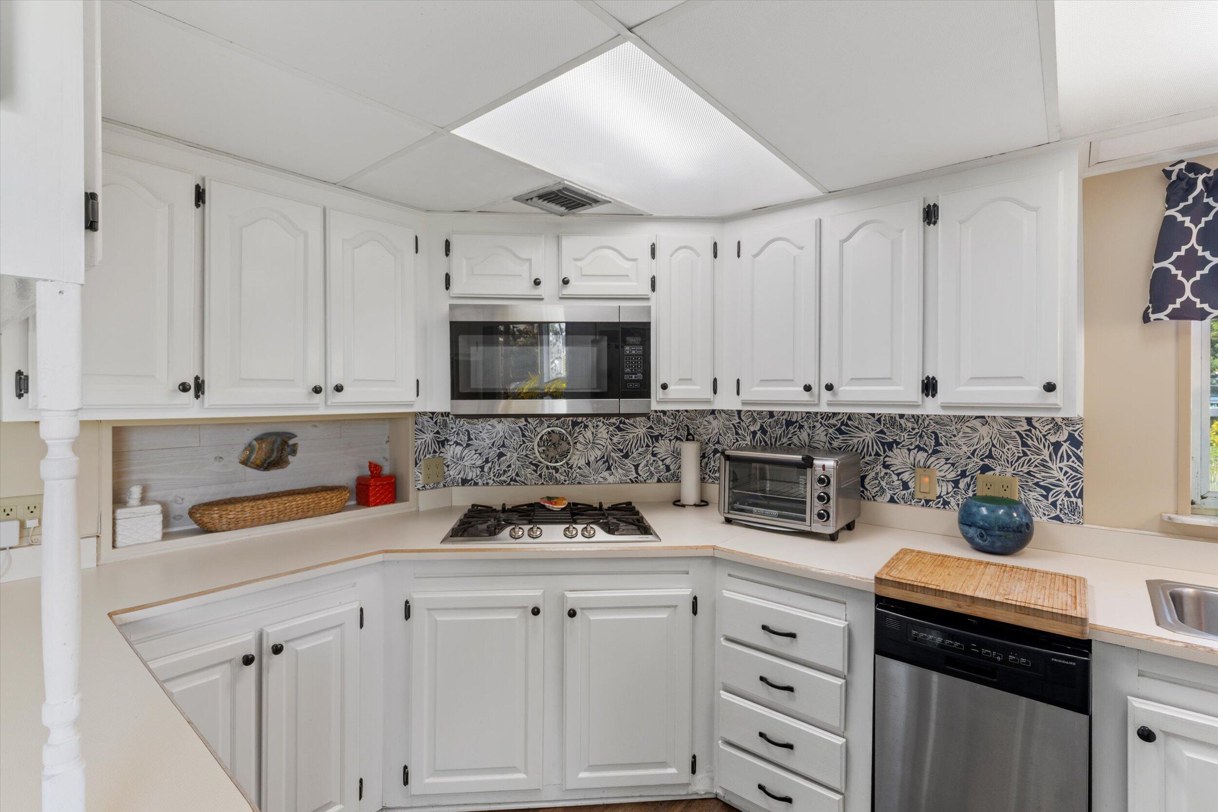 701 Spanish Main Drive Unit: 333\334