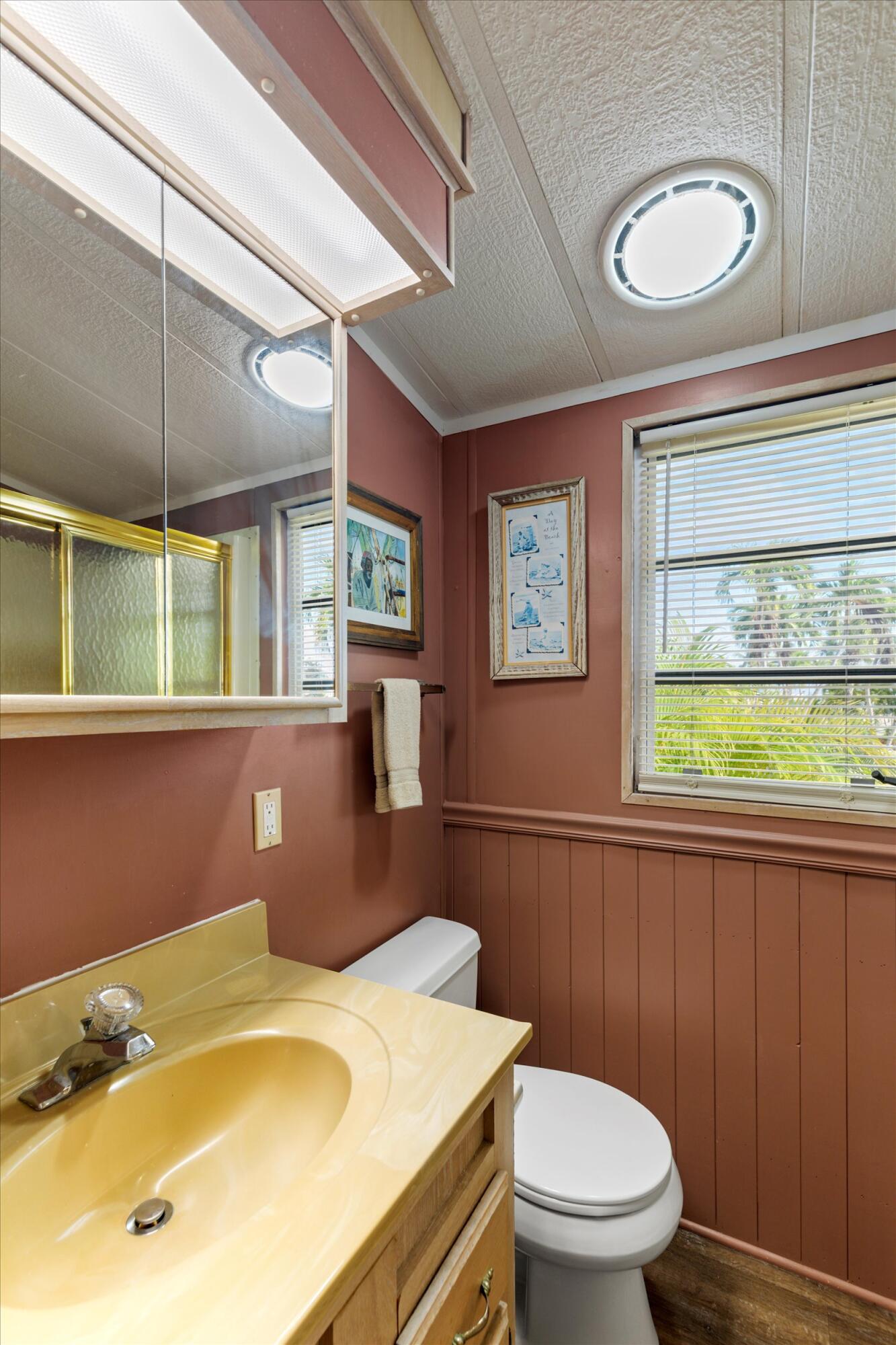 701 Spanish Main Drive Unit: 333\334