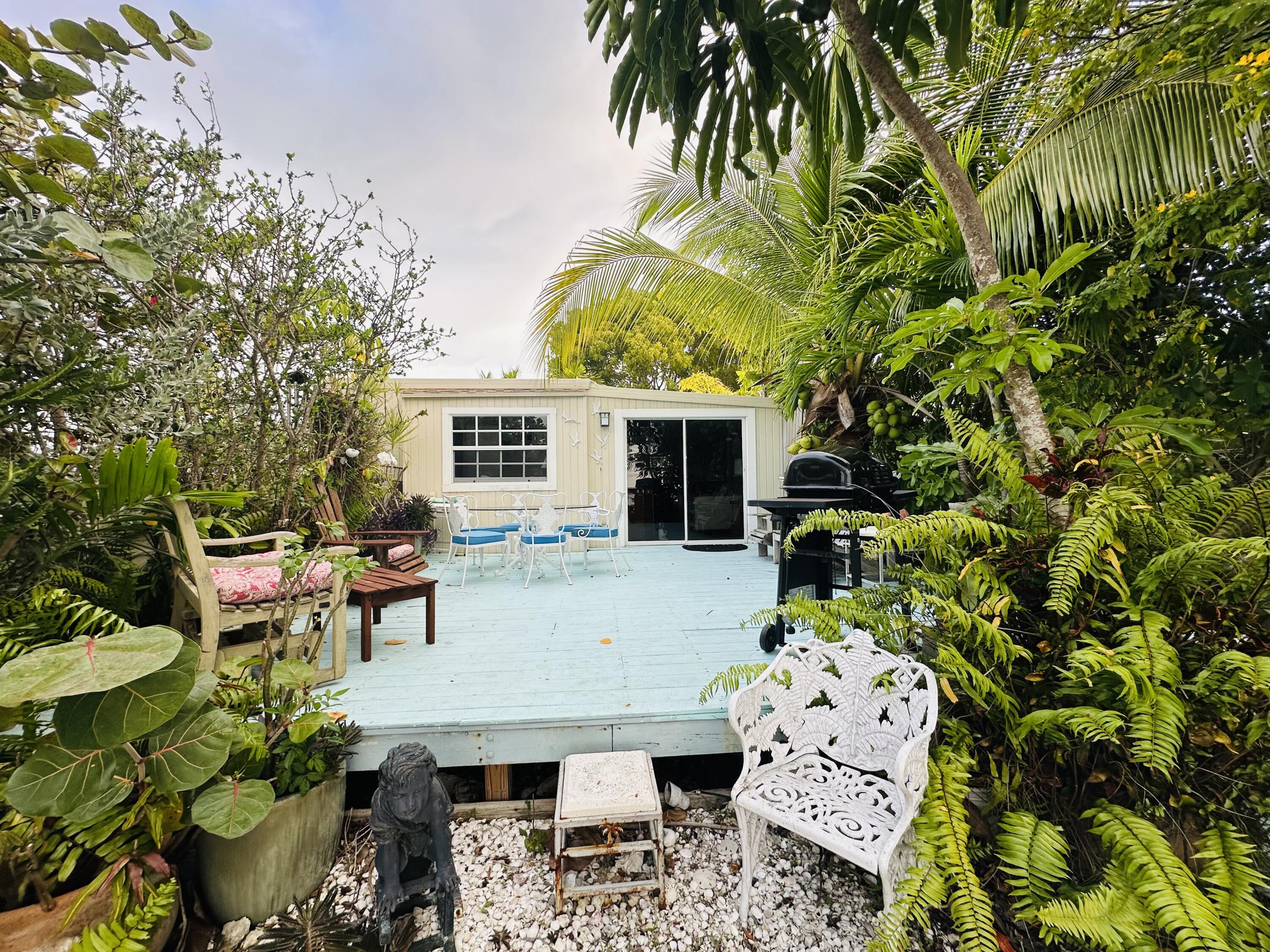 6800 Maloney Avenue Unit: 112