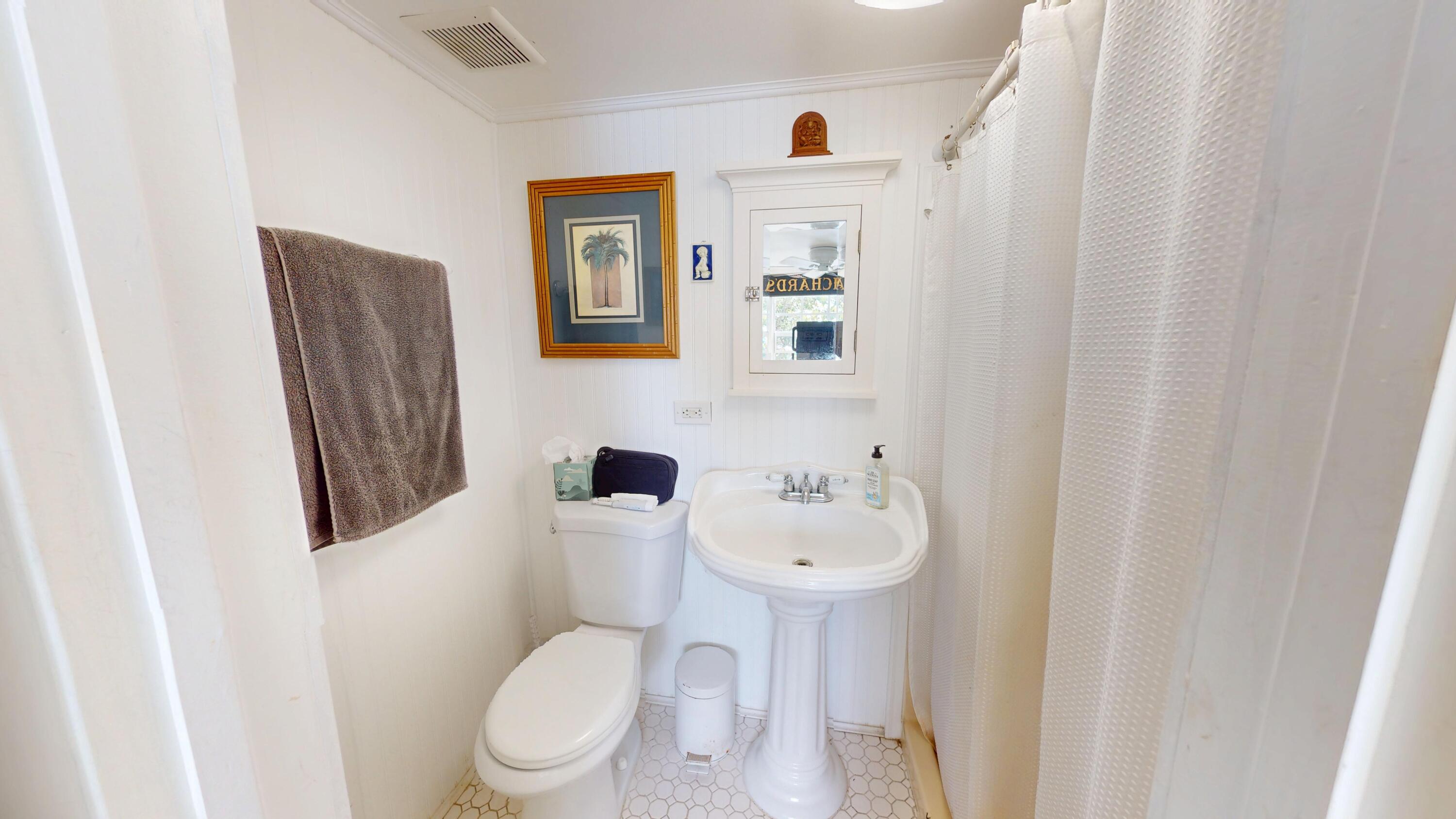 6800 Maloney Avenue Unit: 112