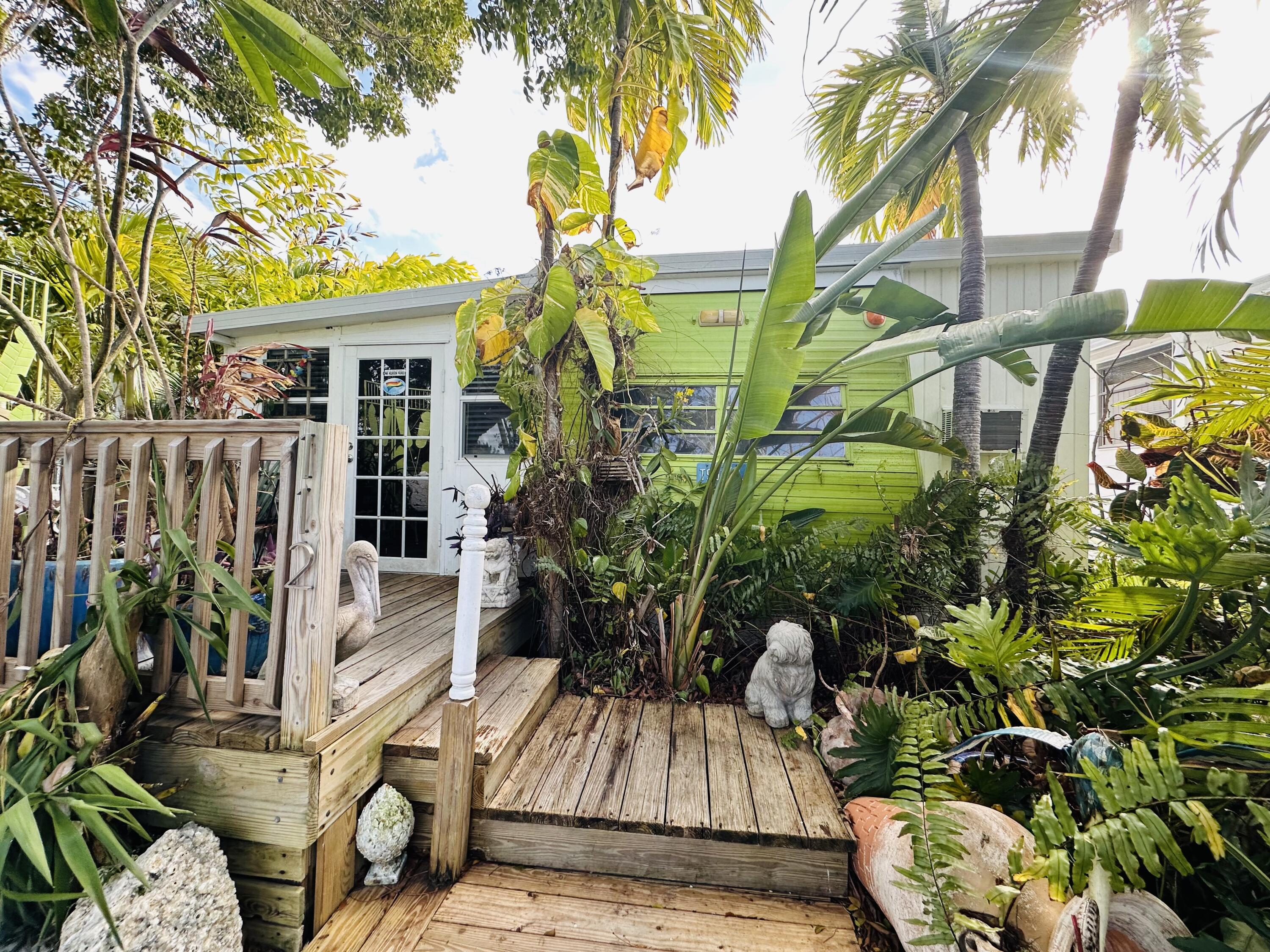 6800 Maloney Avenue Unit: 112