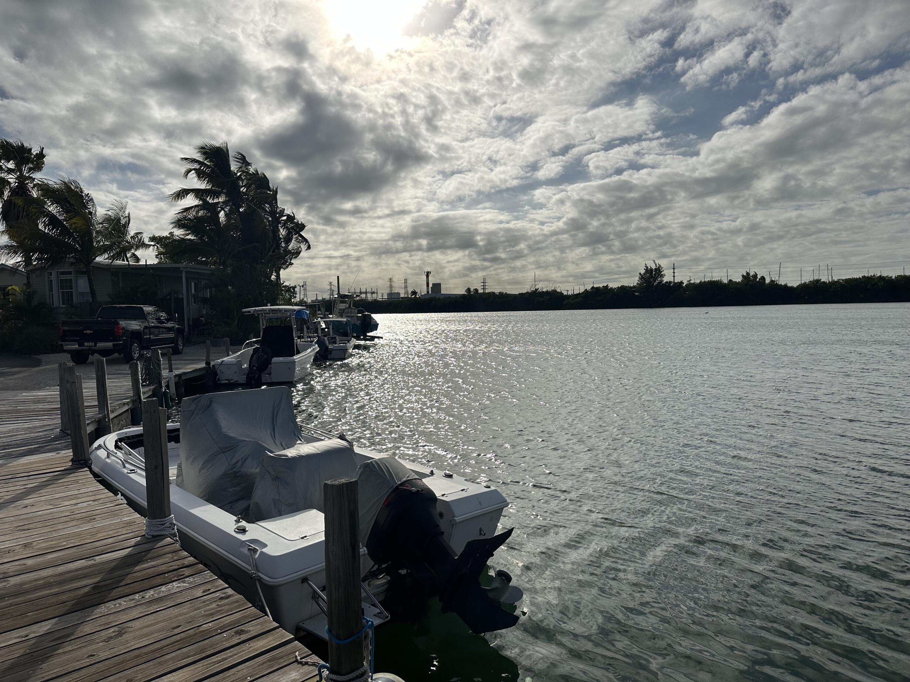 6800 Maloney Avenue Unit: 112