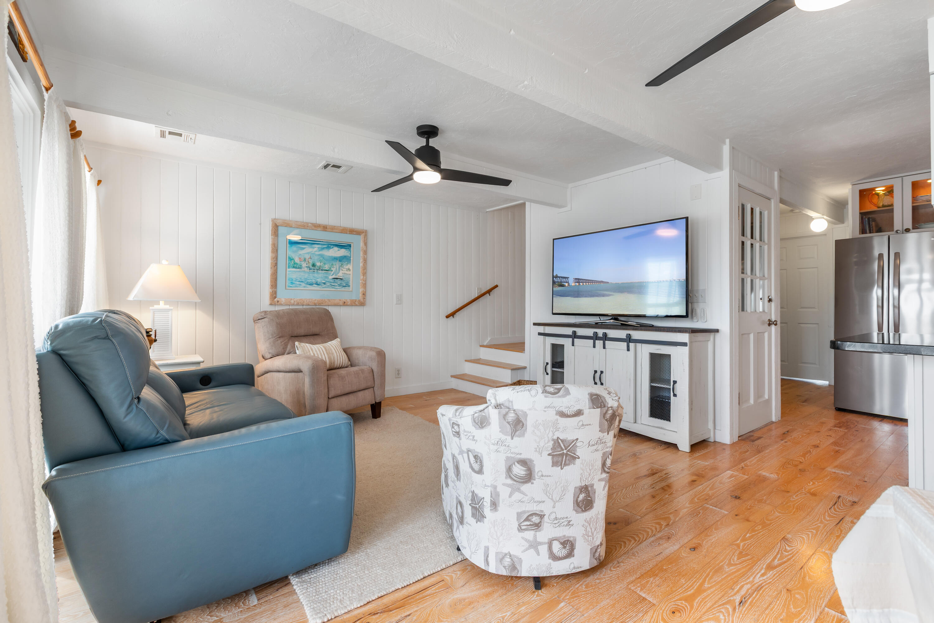 1082 Bay Drive