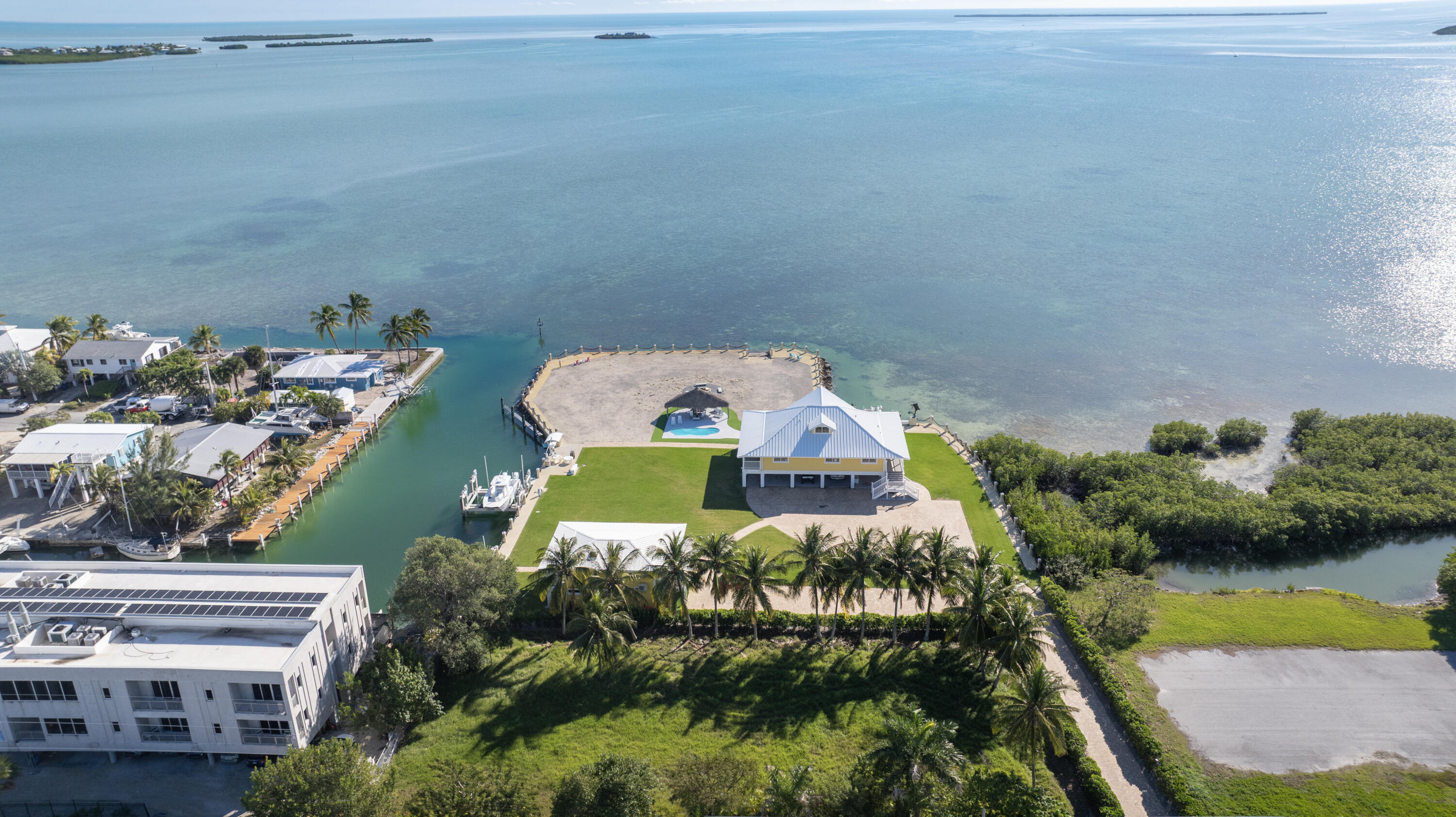 24200 Overseas Highway