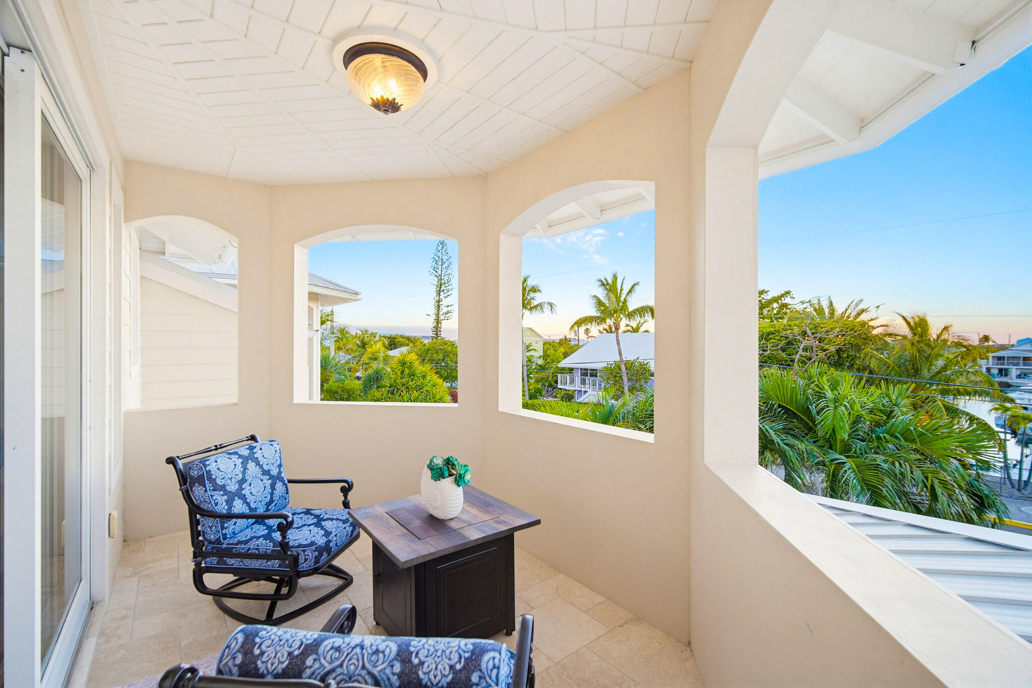 421 La Fitte Road