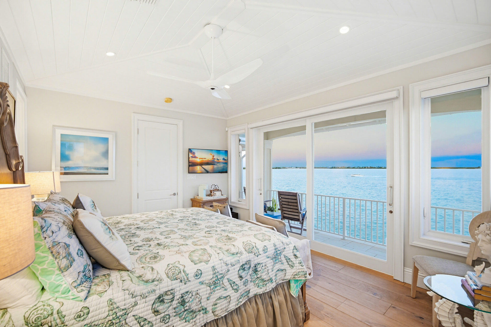 421 La Fitte Road