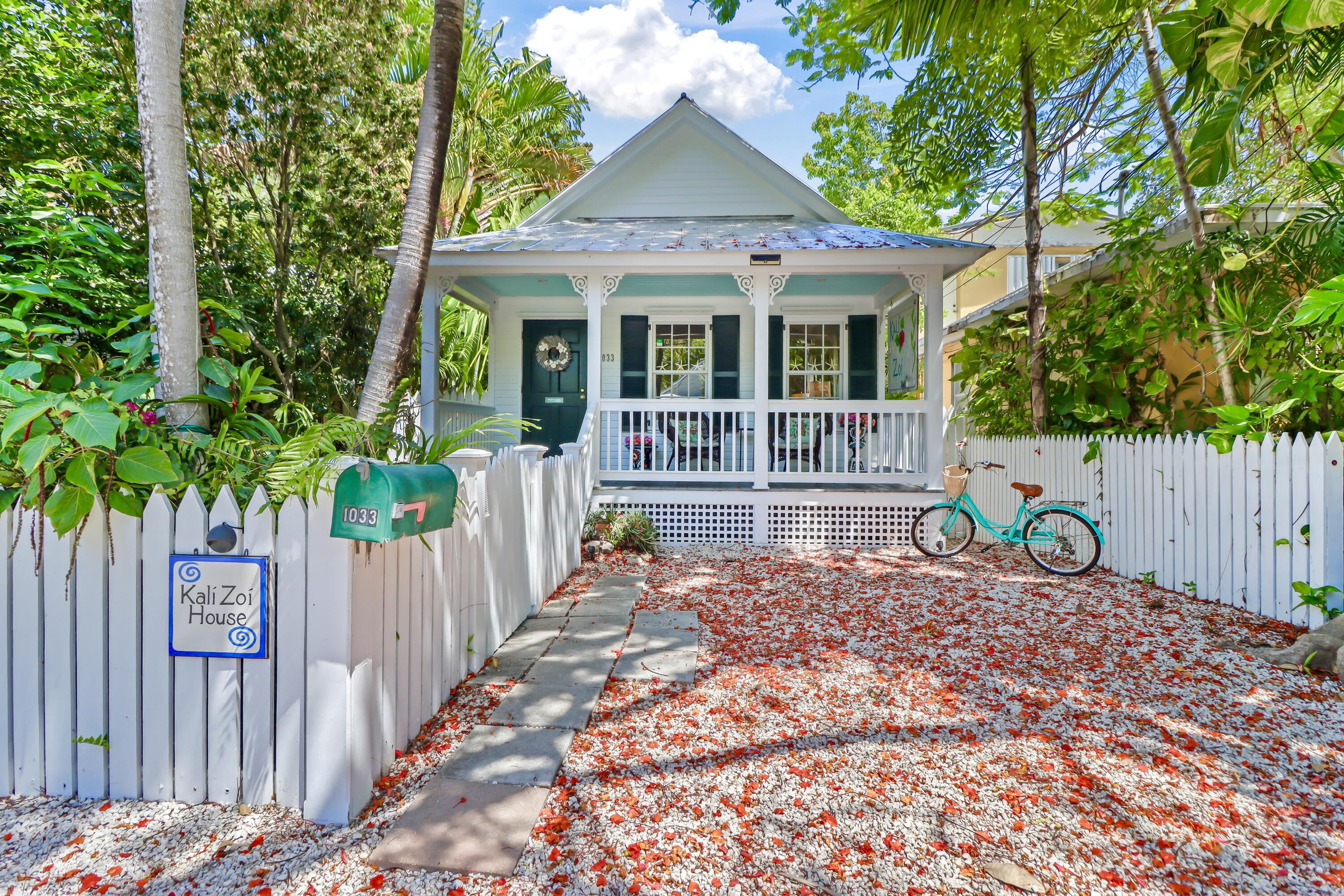 1033 Catherine Street