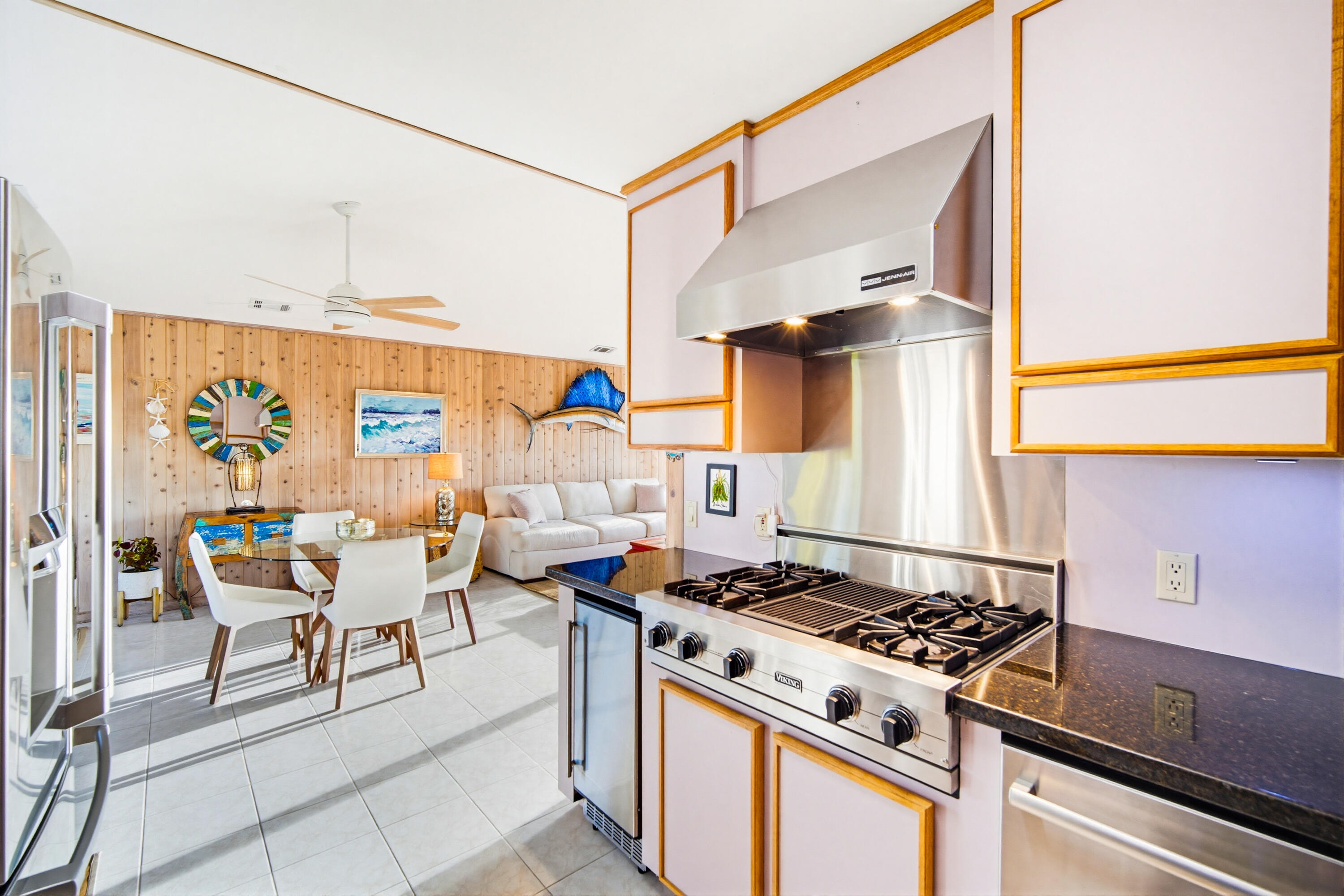 403 Indies Road