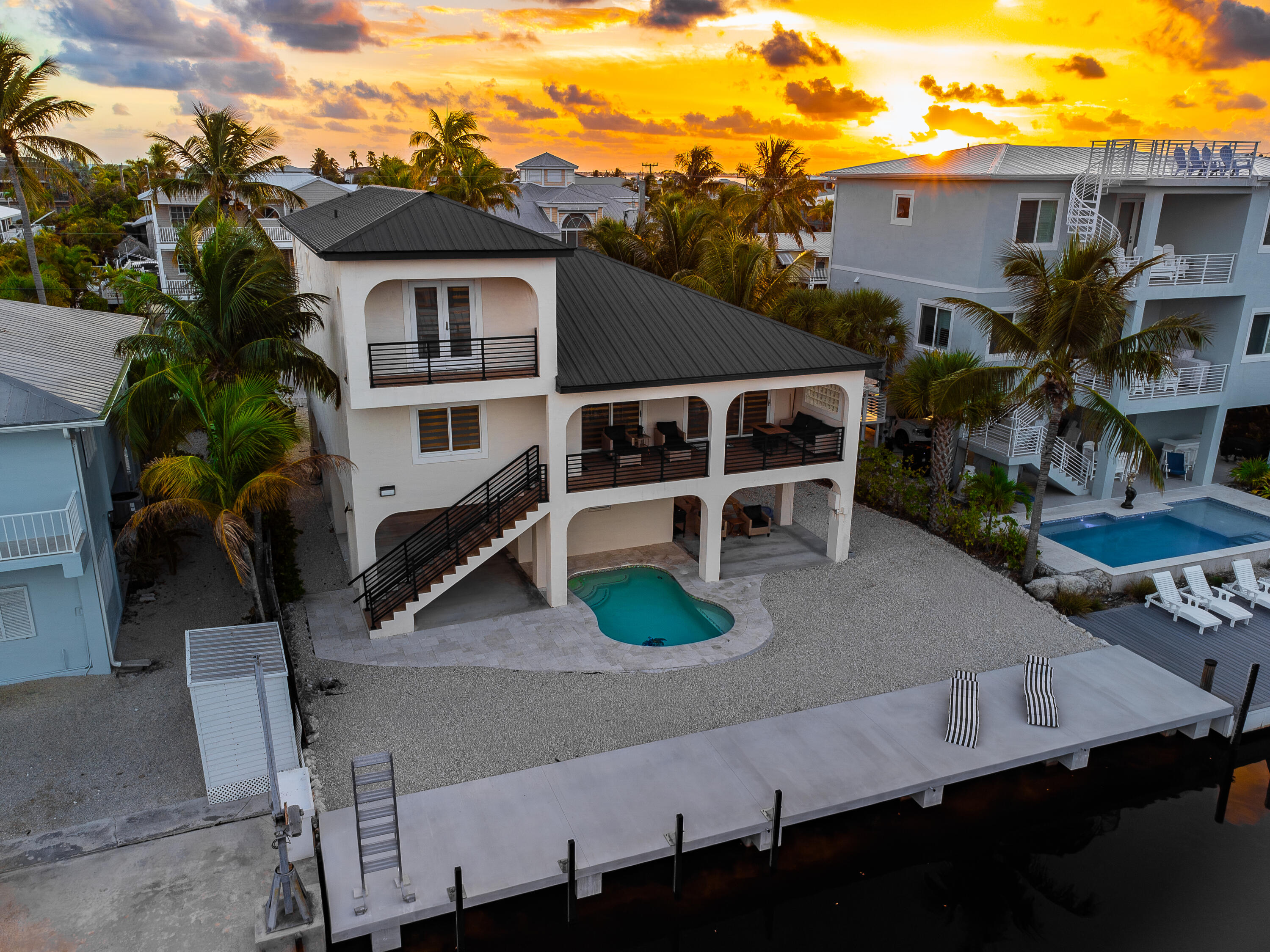 937 Gulf Drive