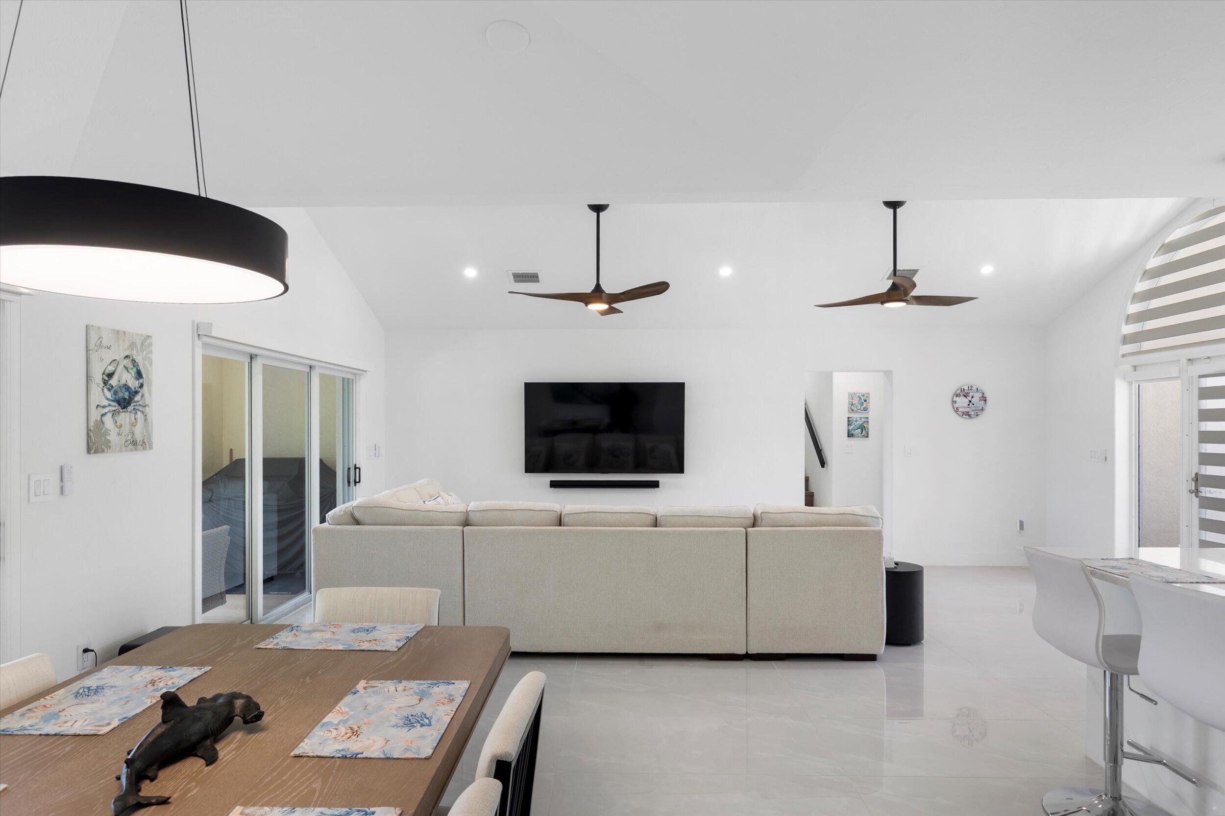 937 Gulf Drive