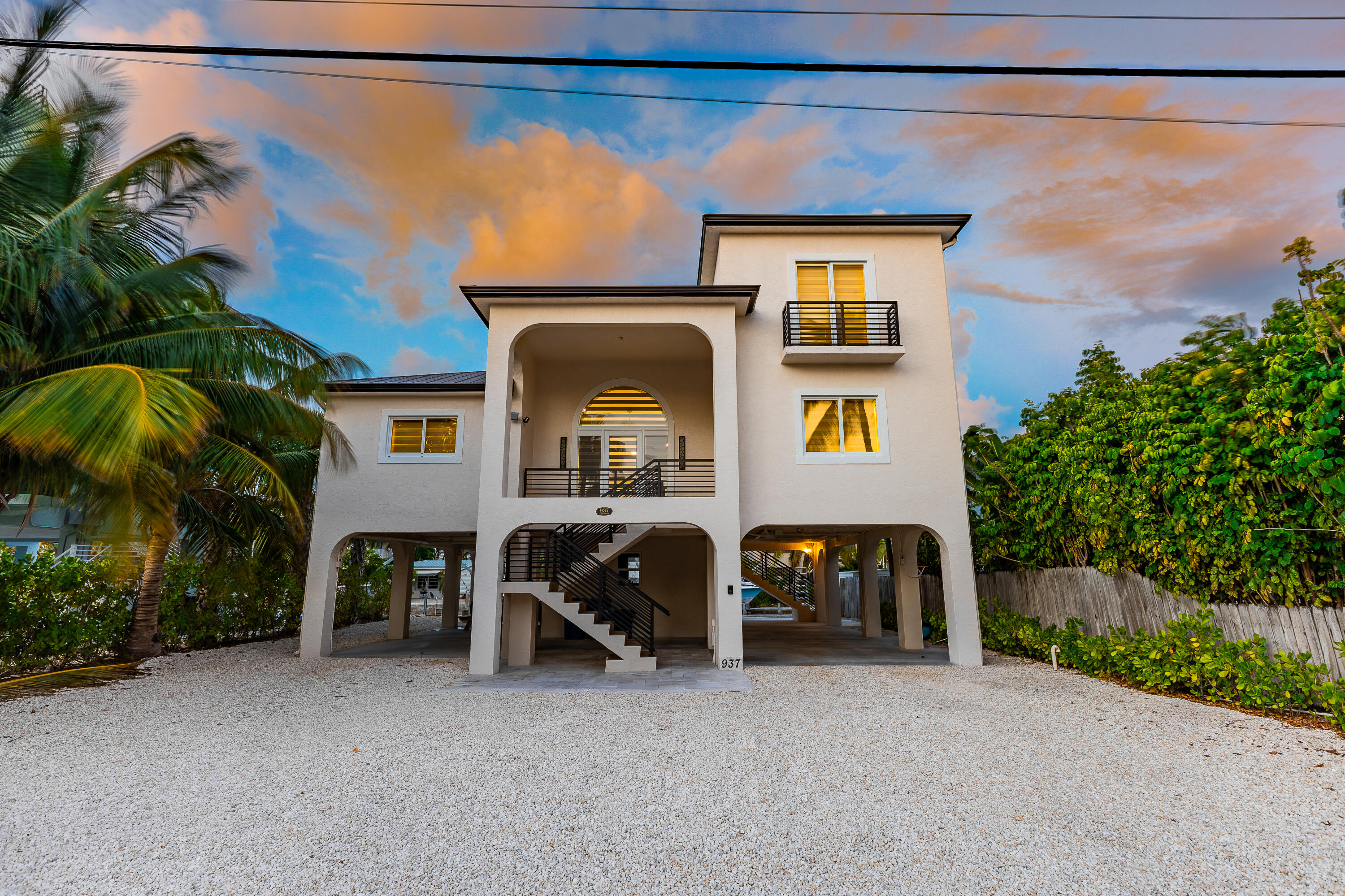 937 Gulf Drive