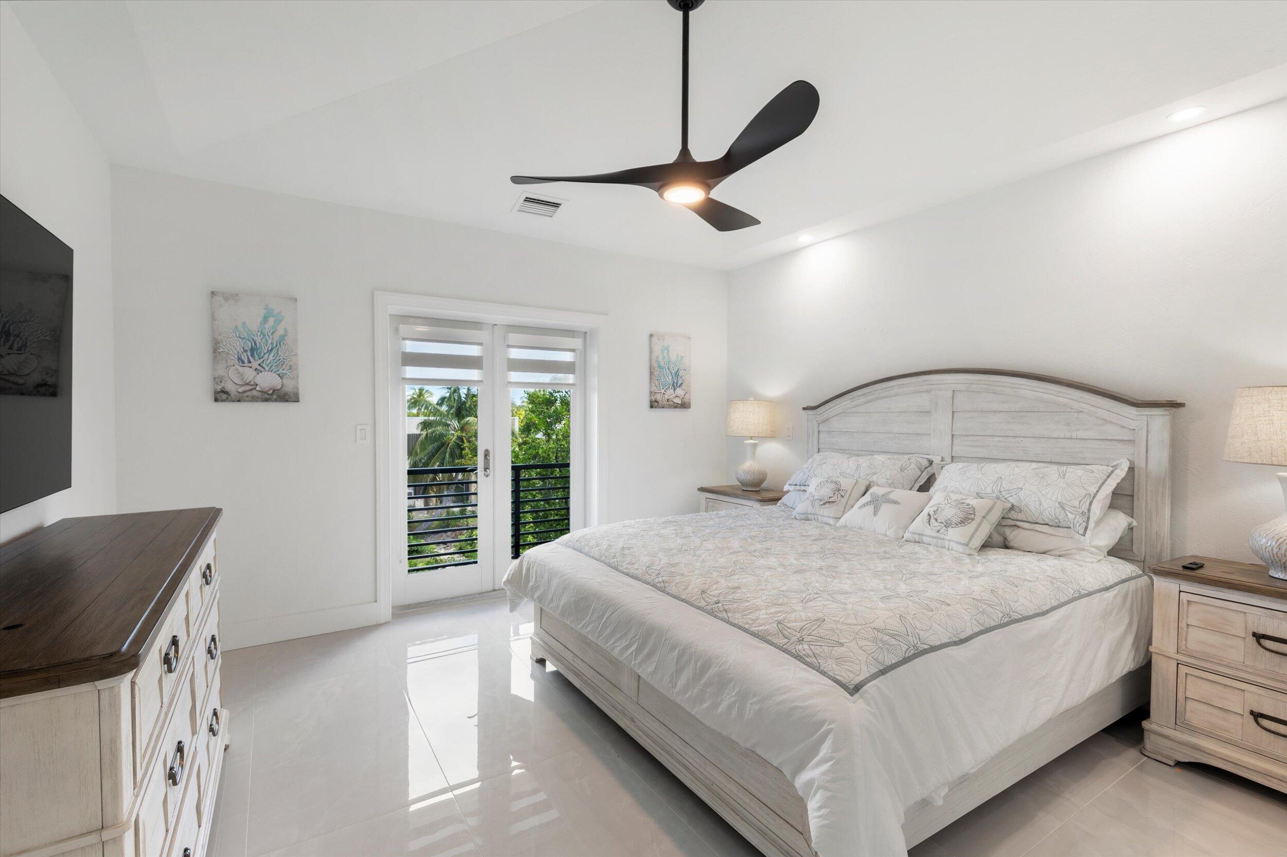 937 Gulf Drive