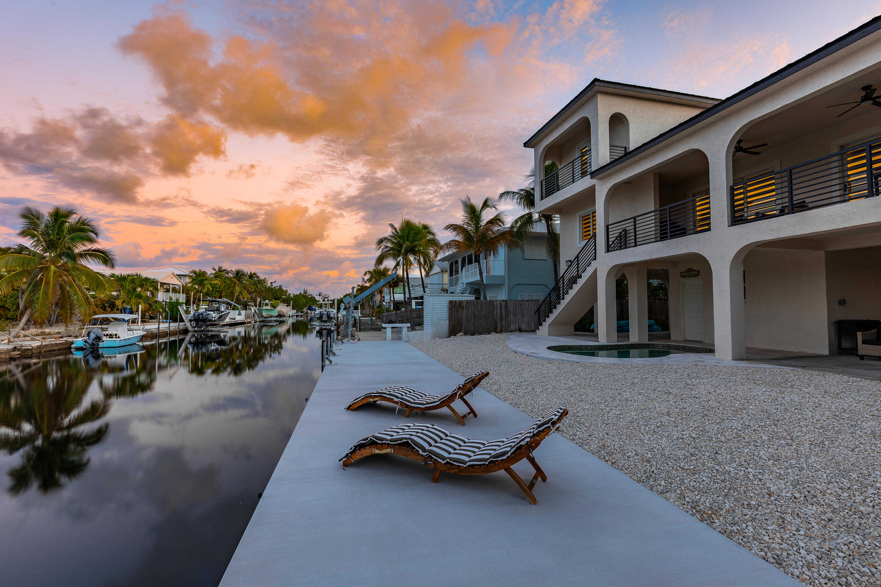 937 Gulf Drive