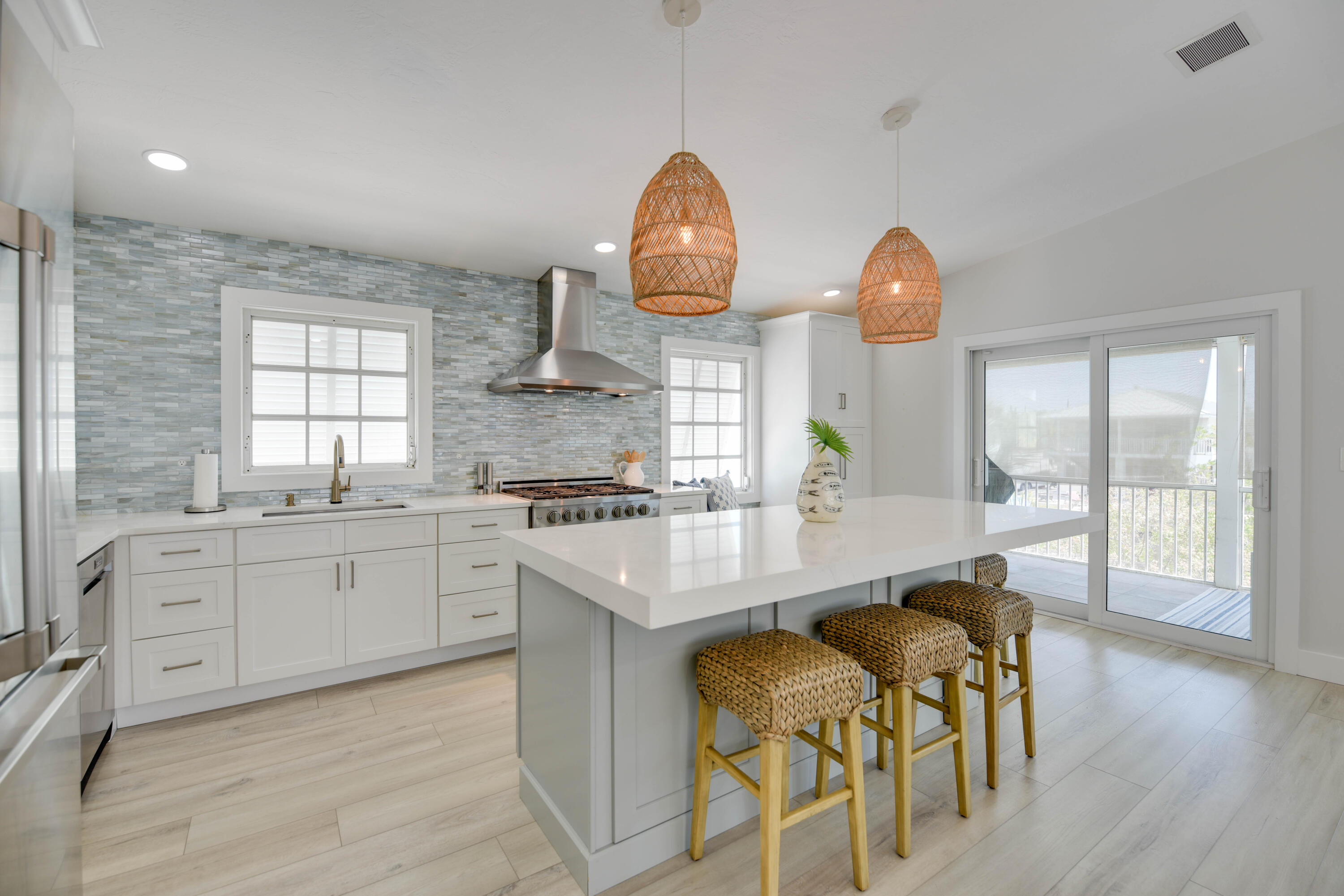 75 Lobstertail Road