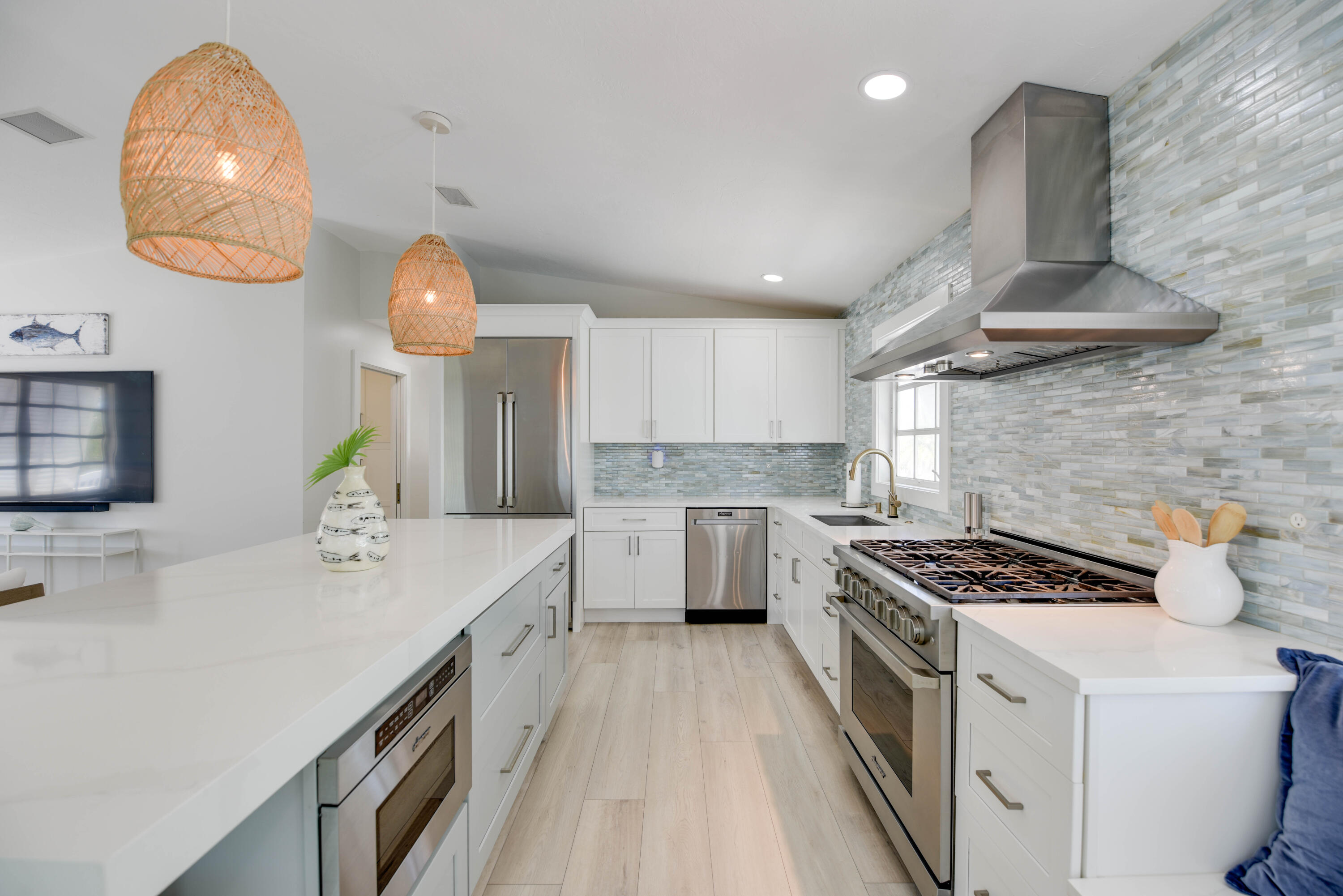 75 Lobstertail Road