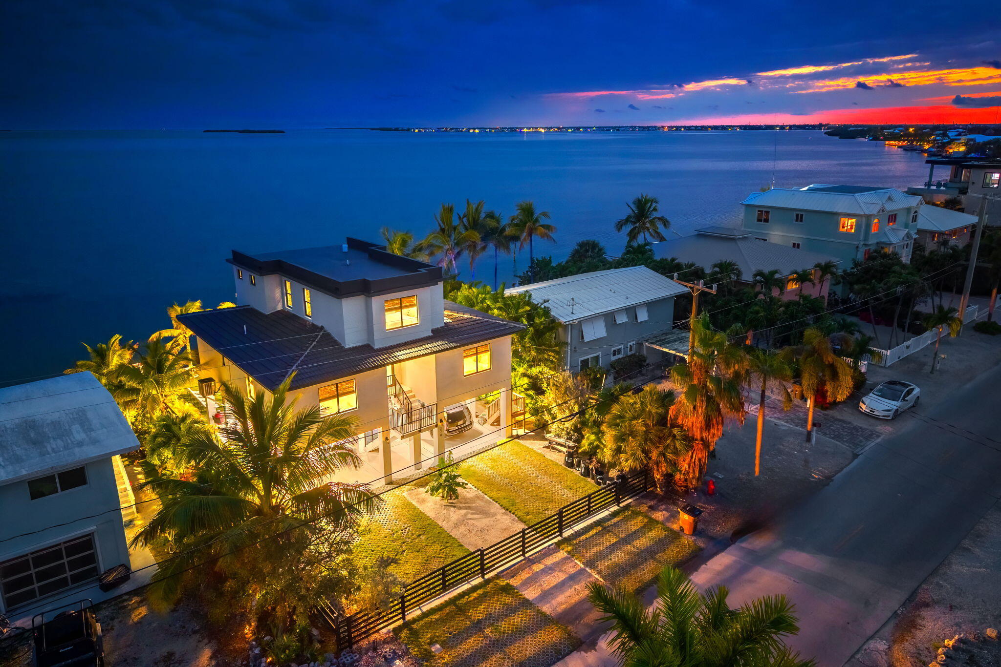 270 E Caribbean Drive